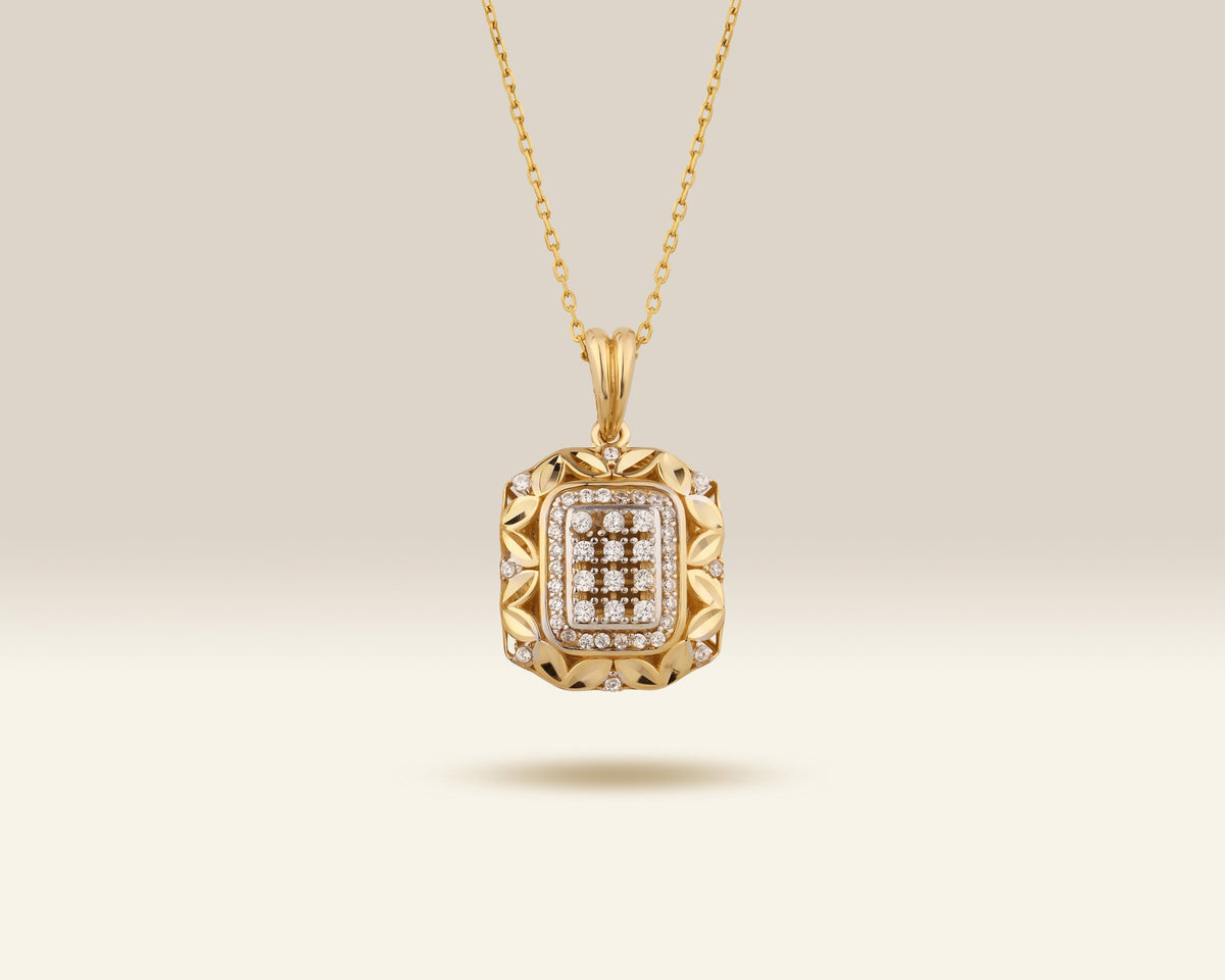VIECLAT solid gold Cluster Square Pendant Necklace
