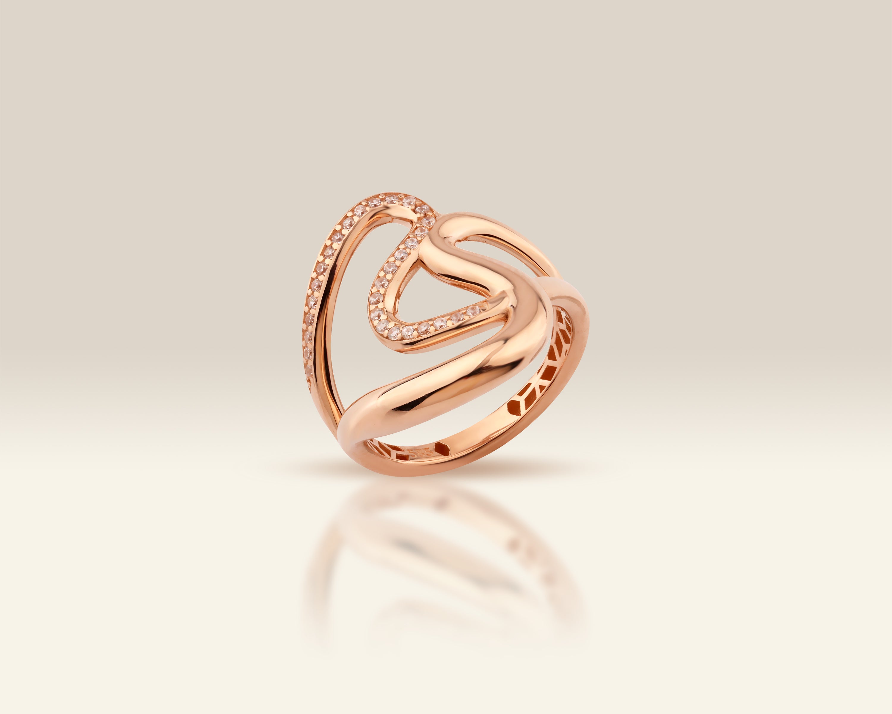 Sculpted Pavé Knot Wavy Statement Ring