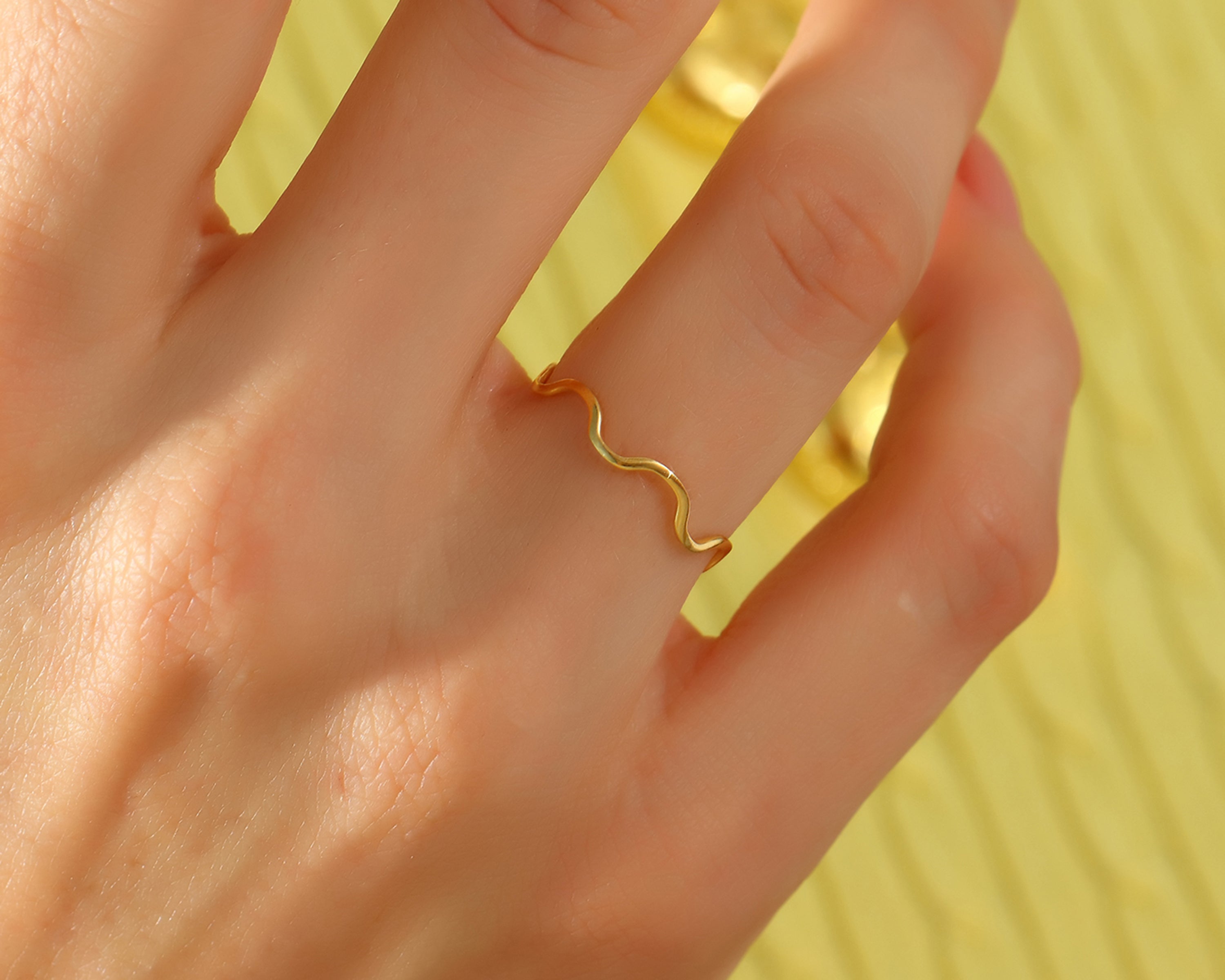 Zig Zag Band Ring