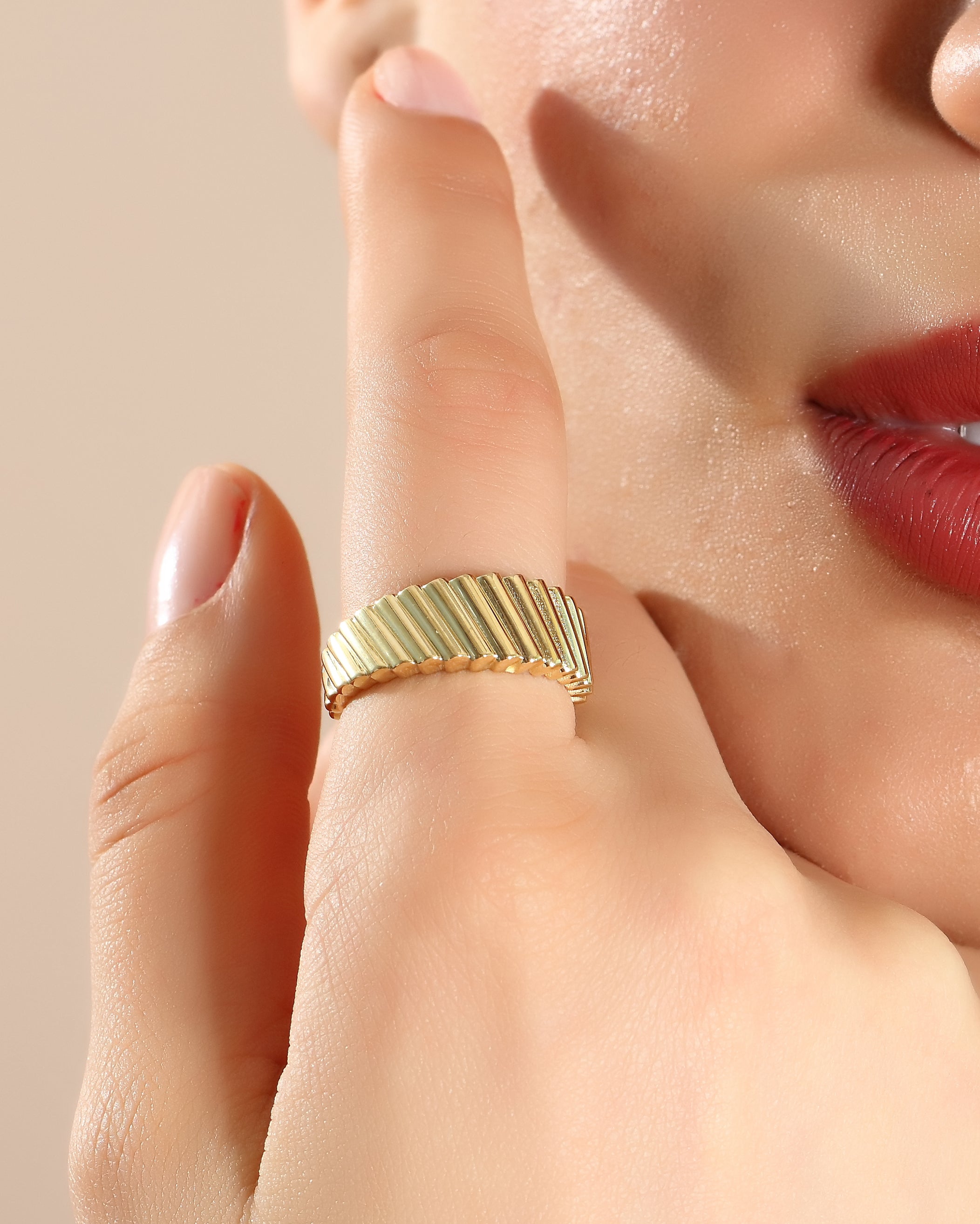 Ribbed Dome Ring
