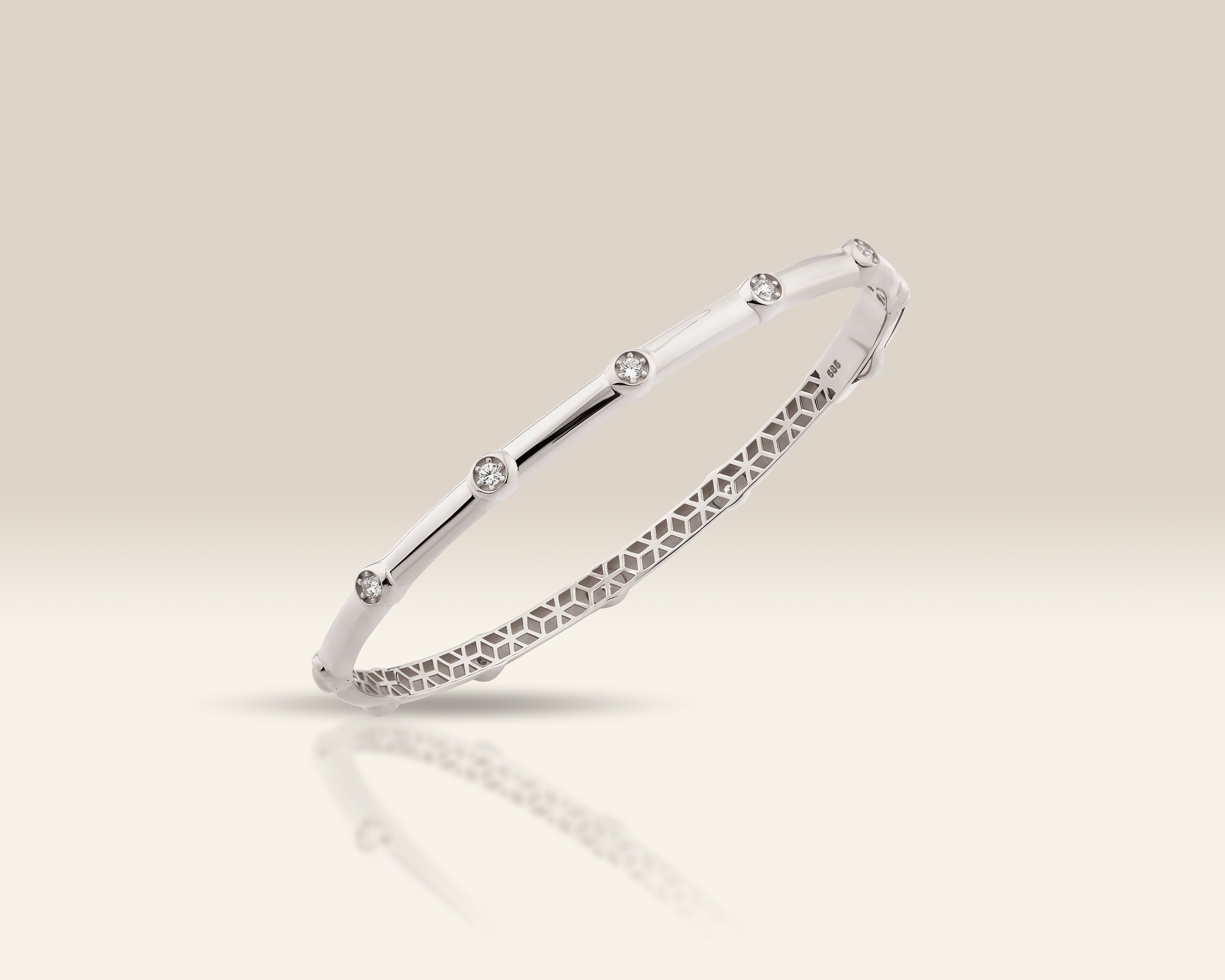 VIECLAT Solid White Gold Diamond Station Bangle Bracelet