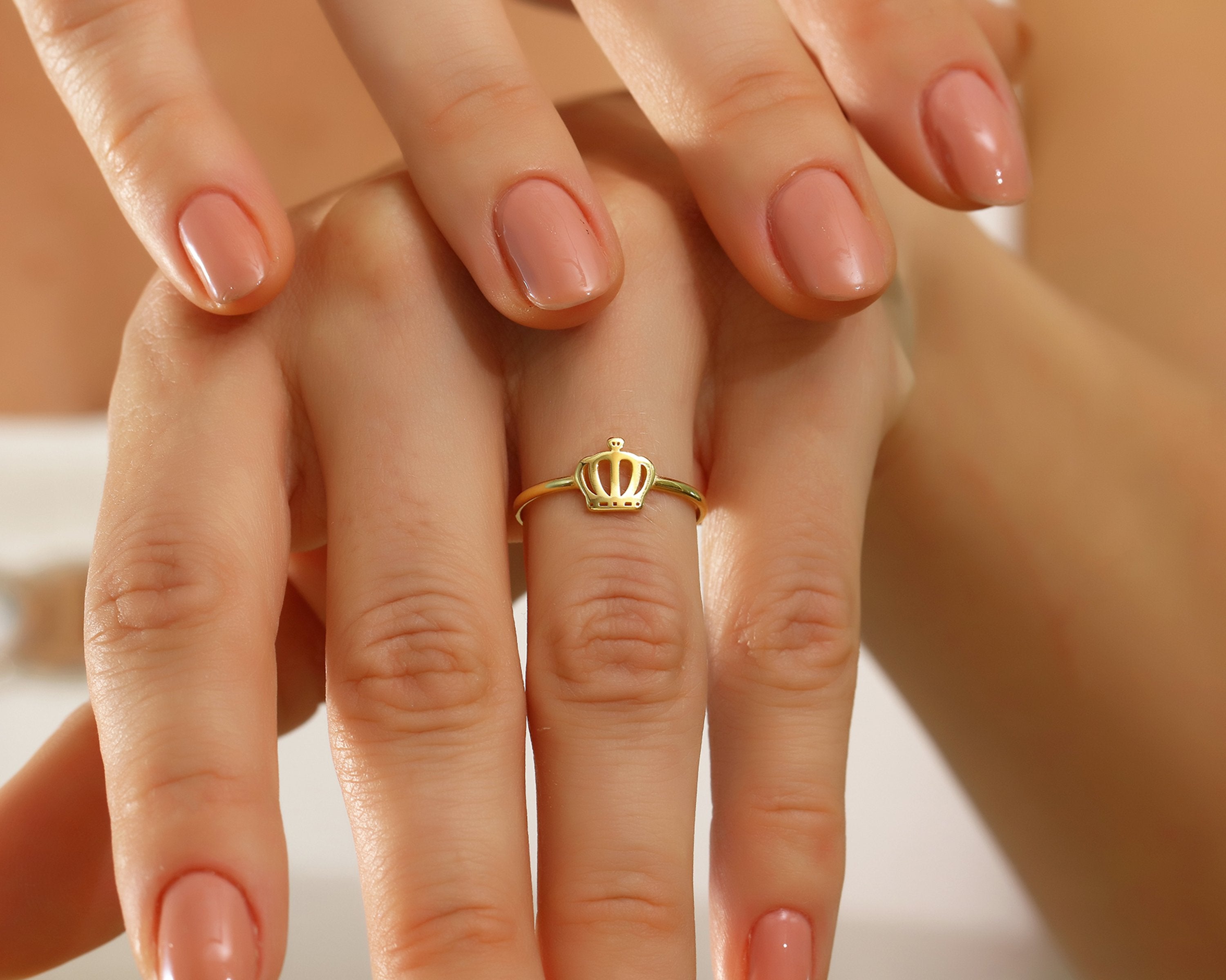 VIECLAT Solid Yellow Gold Crown Ring Finger
