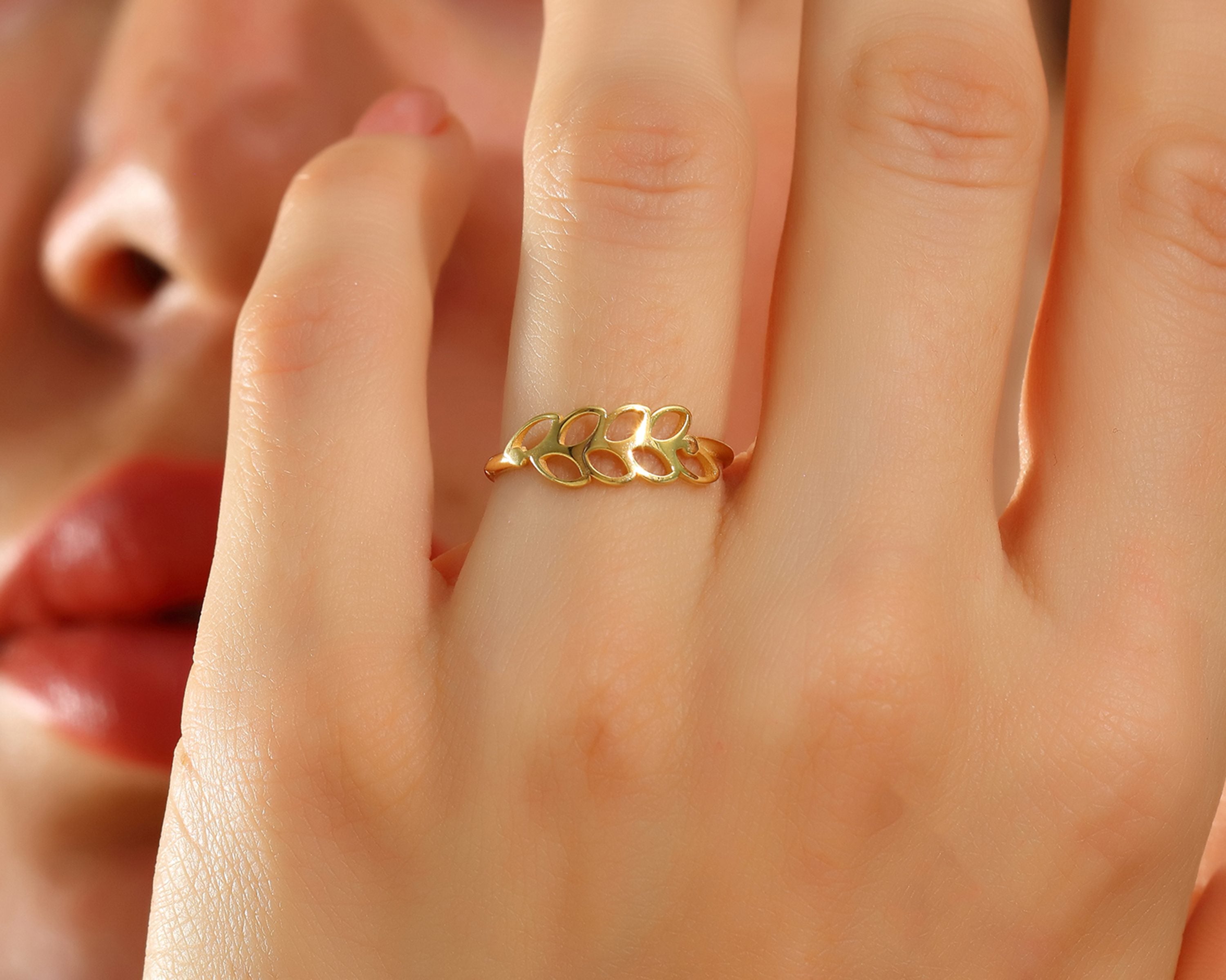 VIECLAT Solid Yellow Gold Leaf Laurel Ring