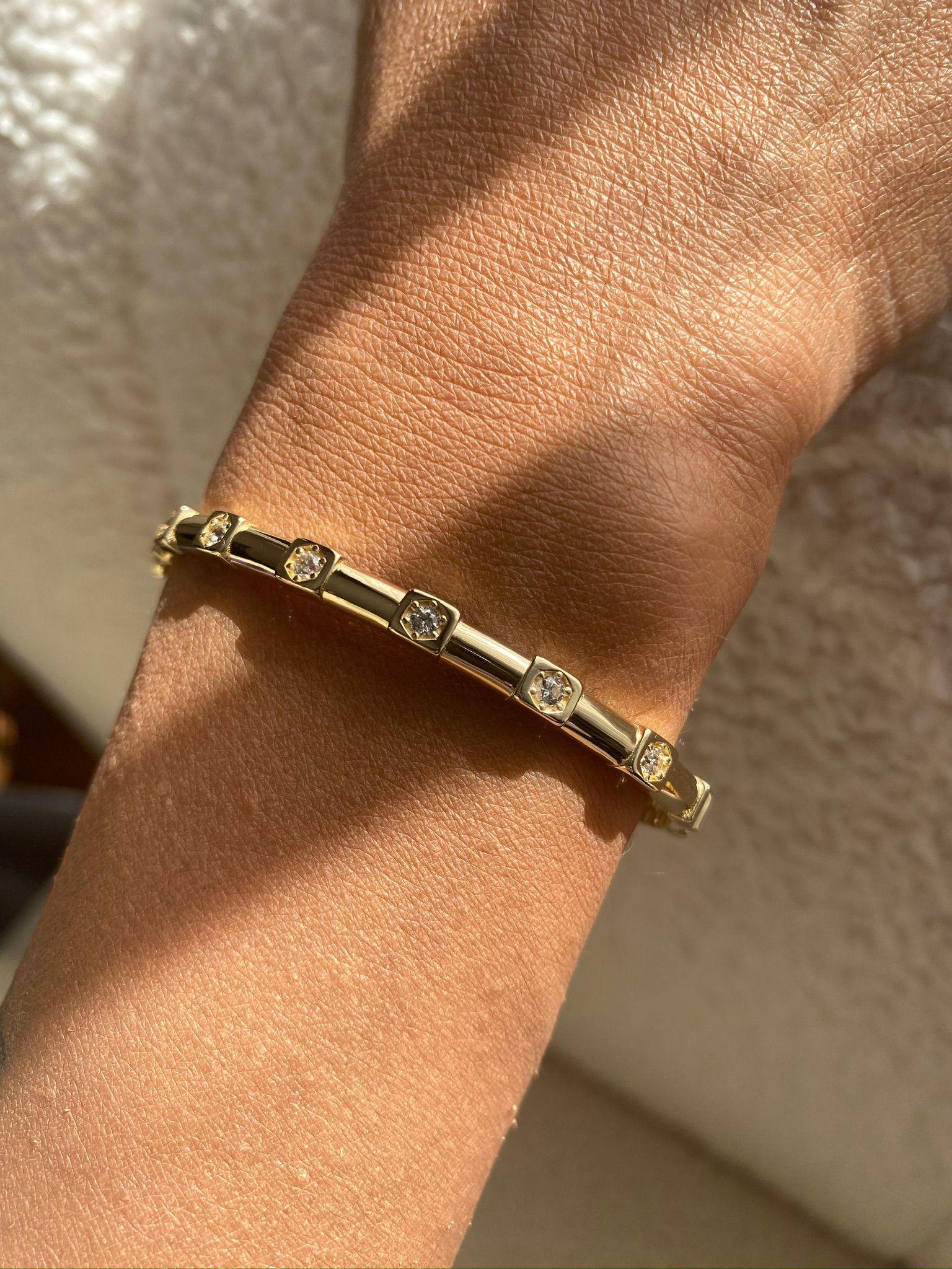 VIECLAT Solid Yellow Gold Diamond Bangle Bracelet
