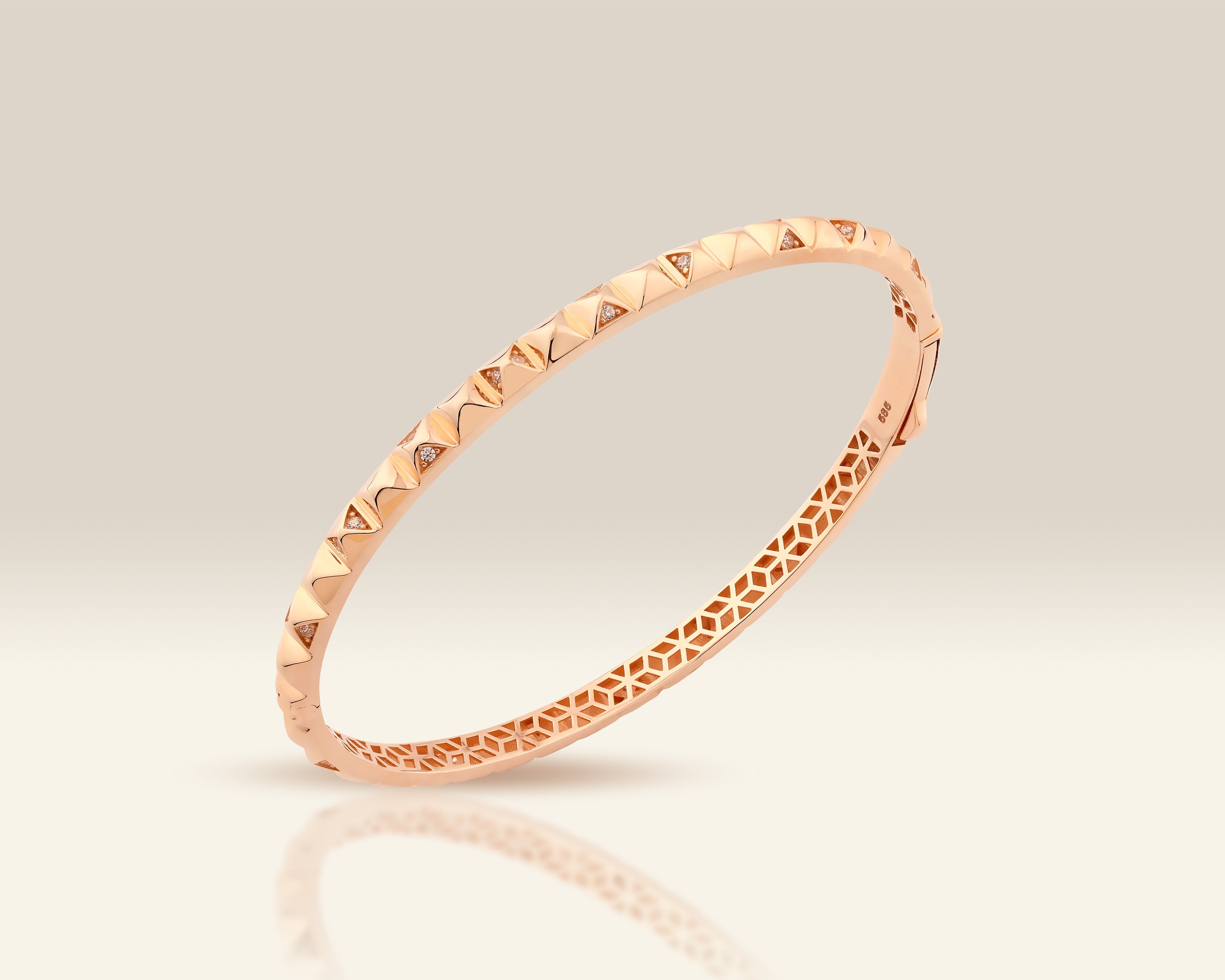 VIECLAT Solid Rose Gold Pyramid Spike Diamond Bangle