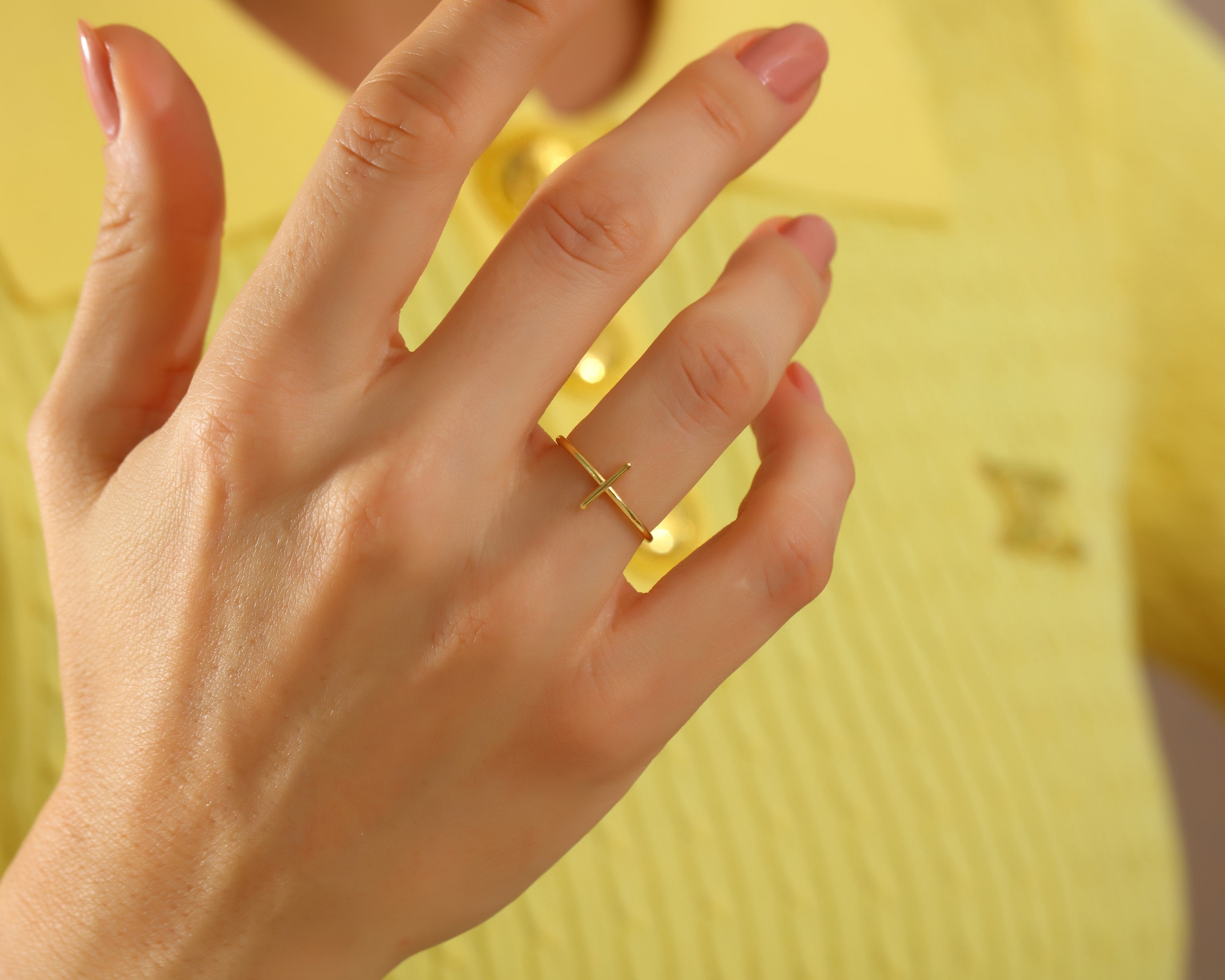VIECLAT Gold Sideways Cross Bar Ring