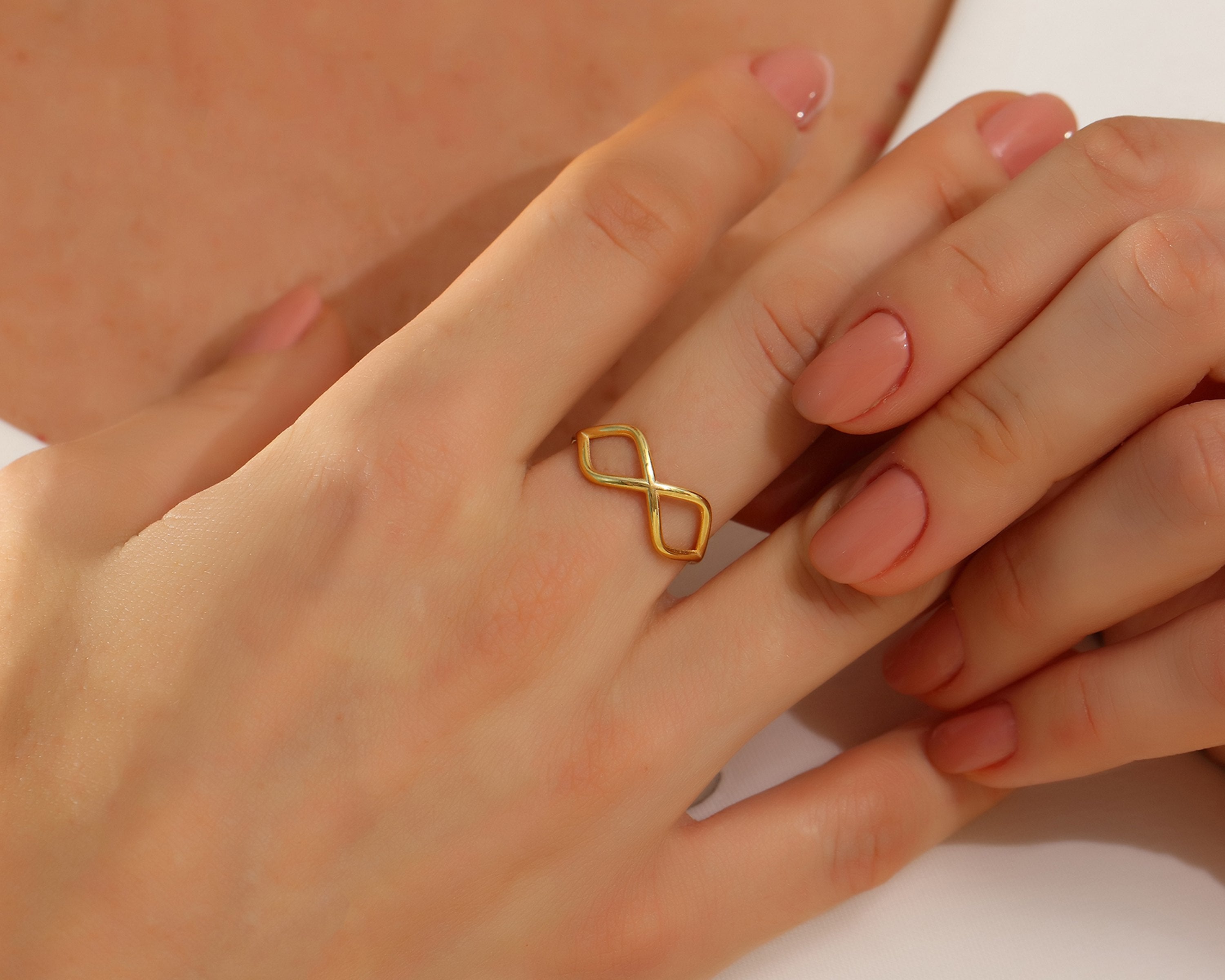 VIECLAT Gold Open Geometric Infinity Ring