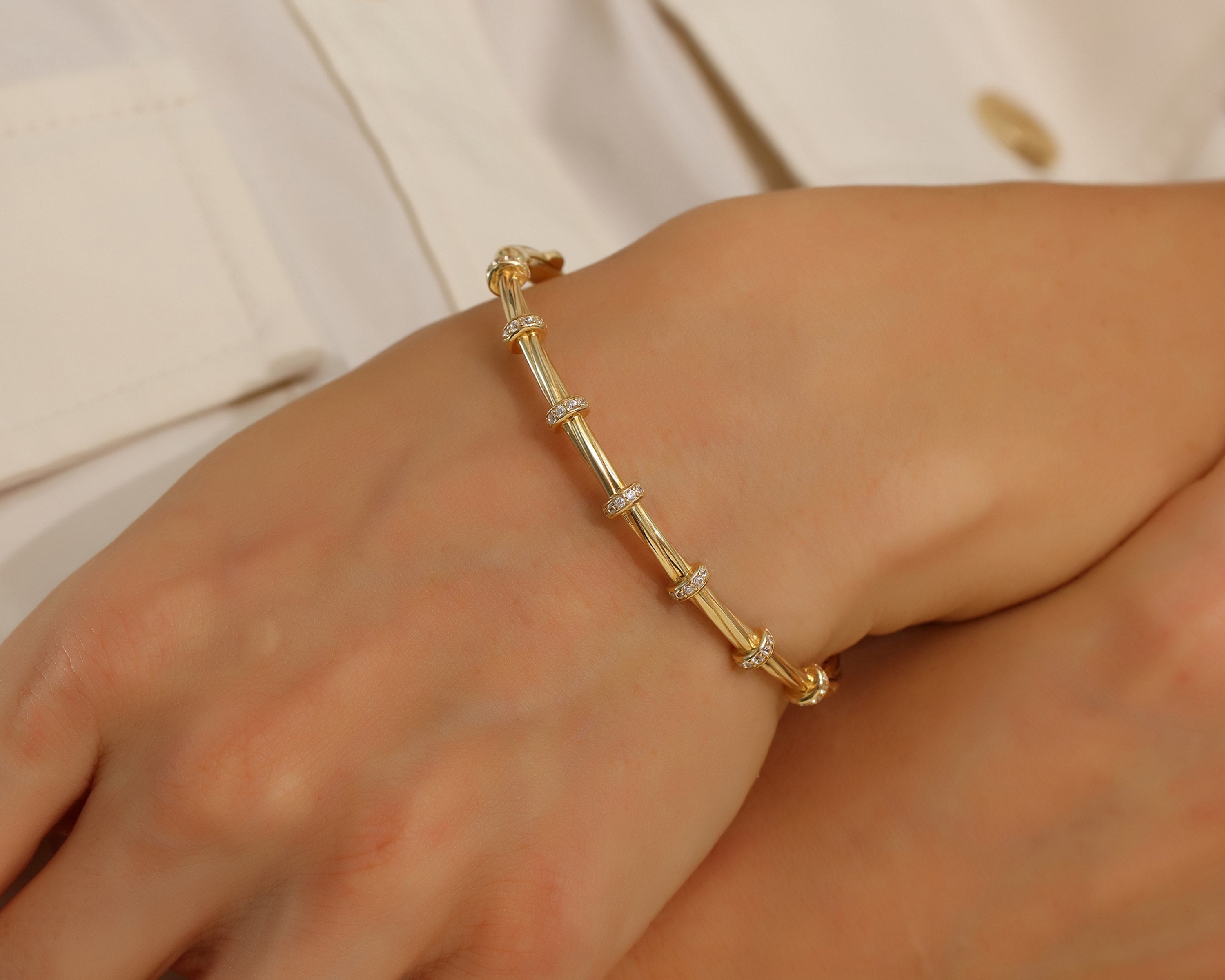 VIECLAT Solid Yellow Gold Diamond Station Bangle Bracelet