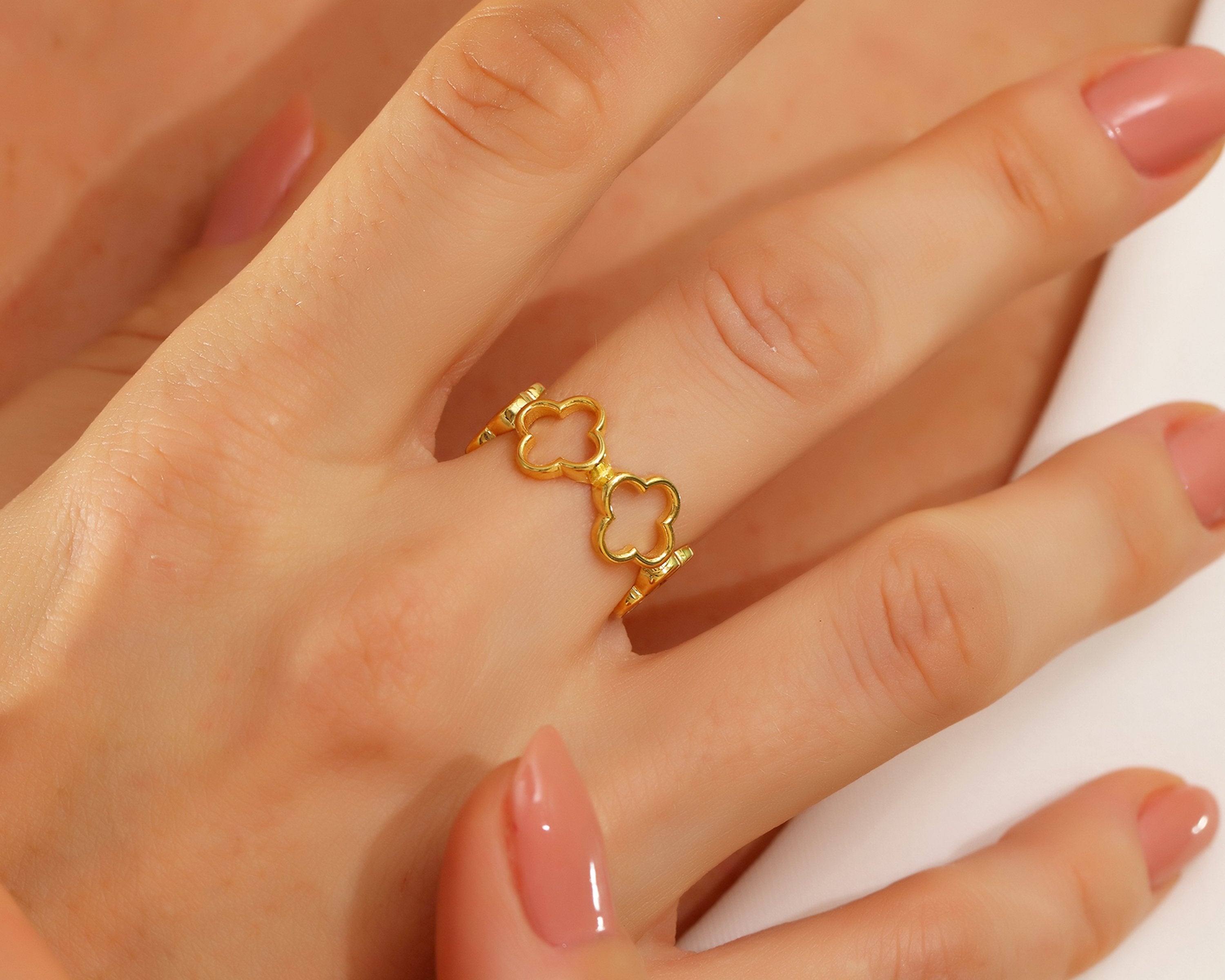 VIECLAT Gold Clover Quatrefoil Band Ring