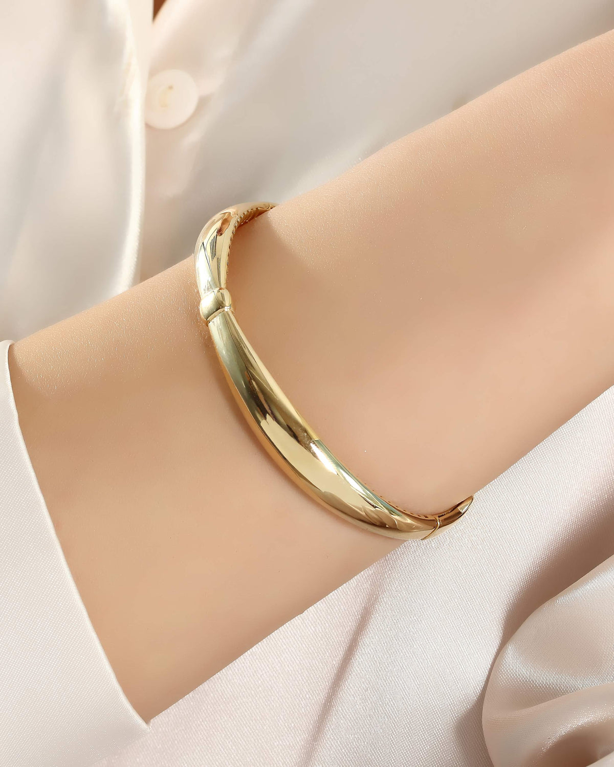 VIECLAT Solid Yellow Gold Domed Bangle Bracelet Worn