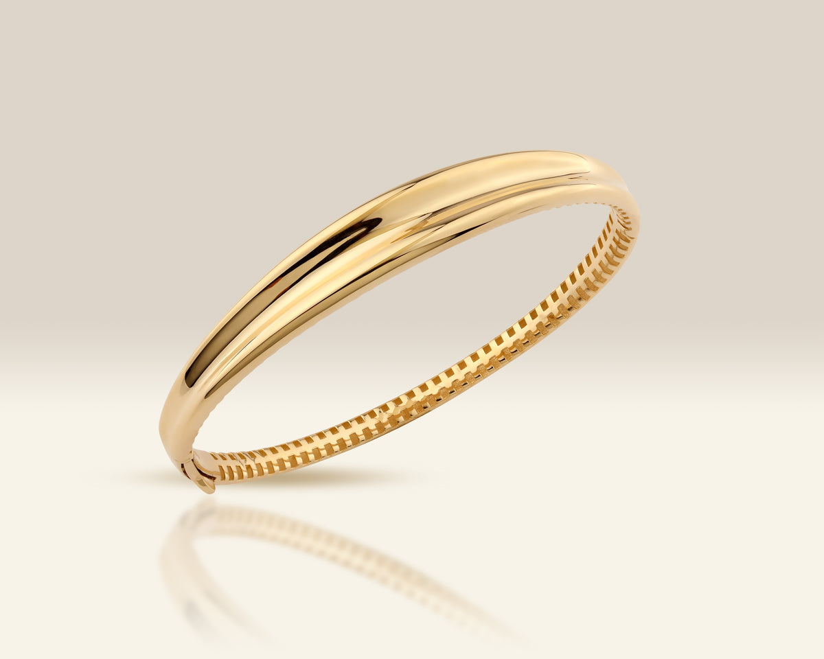 VIECLAT Solid Yellow Gold Domed Hinged Bangle Bracelet