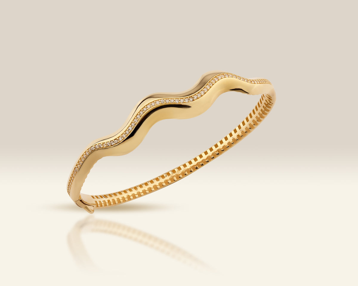 VIECLAT Solid Yellow Gold Wave Diamond Bangle Bracelet
