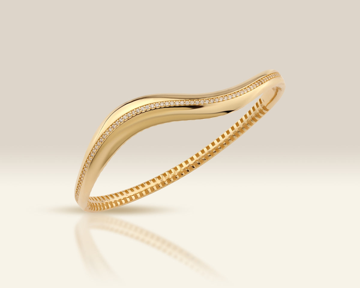 VIECLAT Solid Yellow Gold Wave Diamond Bangle Bracelet