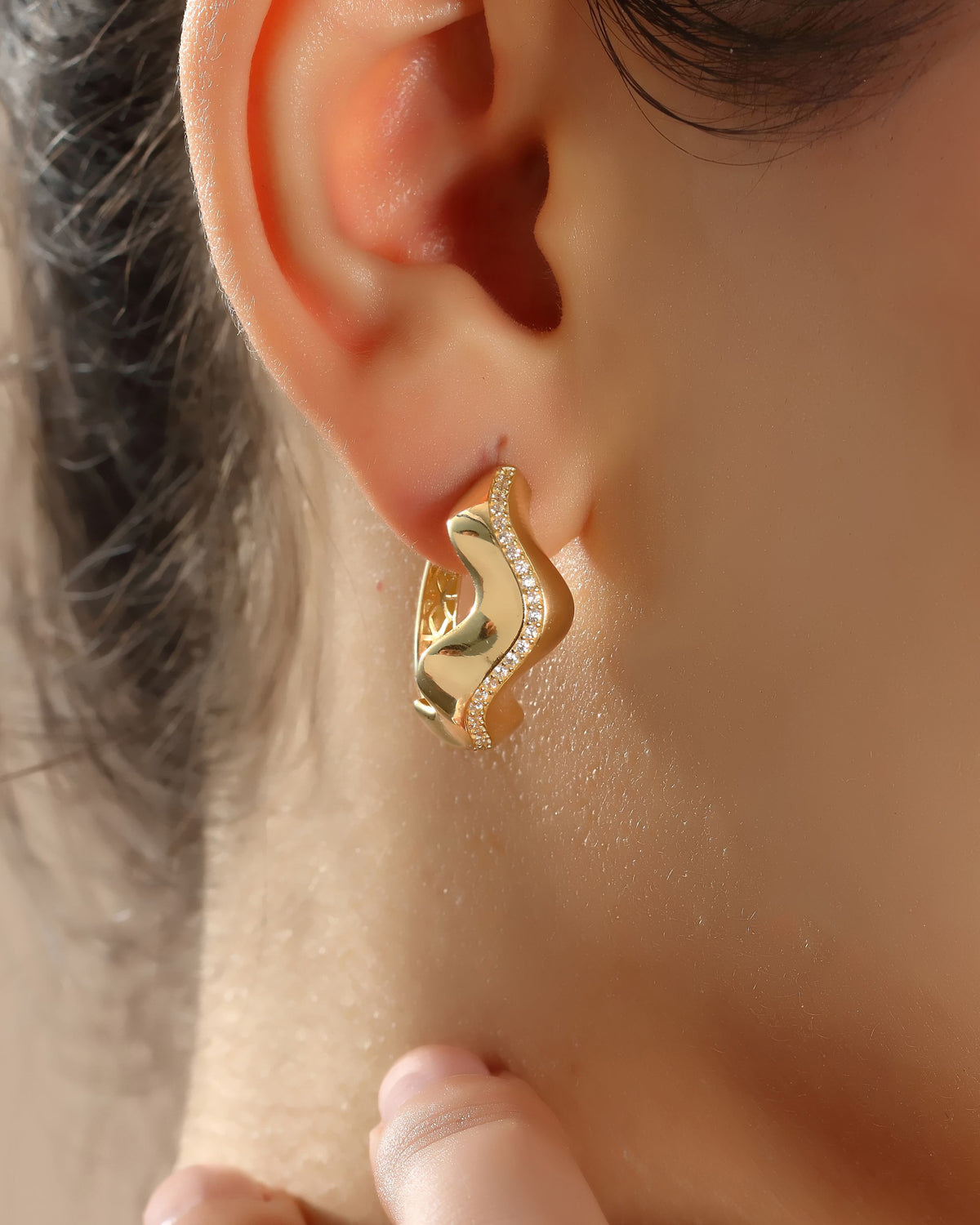 VIECLAT Solid Yellow Gold Diamond Wave Hoop Earrings