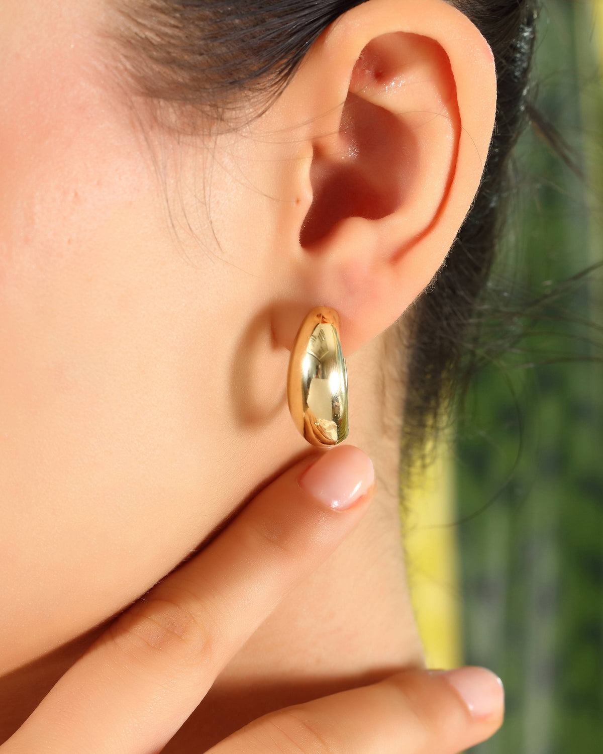 VIECLAT Solid Yellow Gold Dome Hoop Earrings