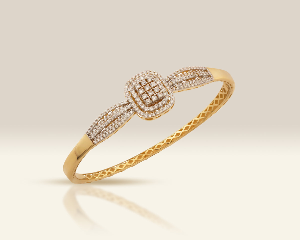 VIECLAT Solid Yellow Gold Diamond Cushion Bangle Bracelet