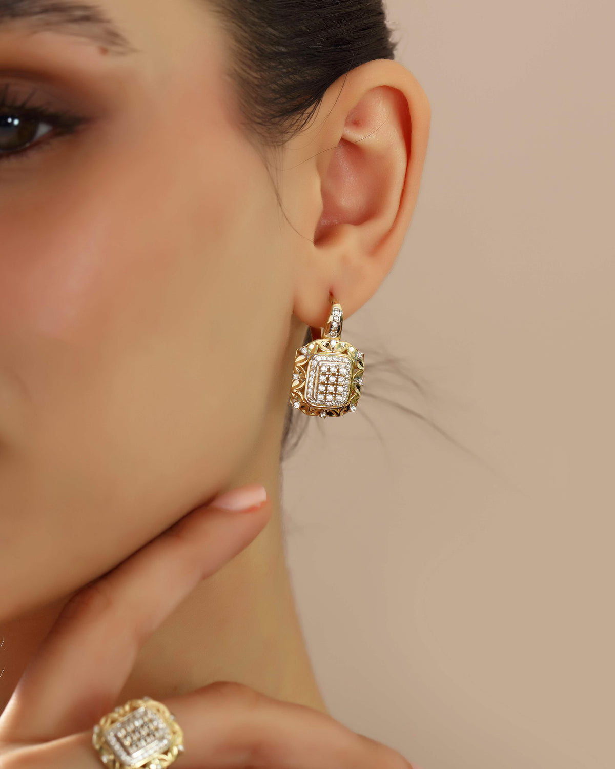 VIECLAT Gold Diamond Cluster Drop Earring Ear Detail