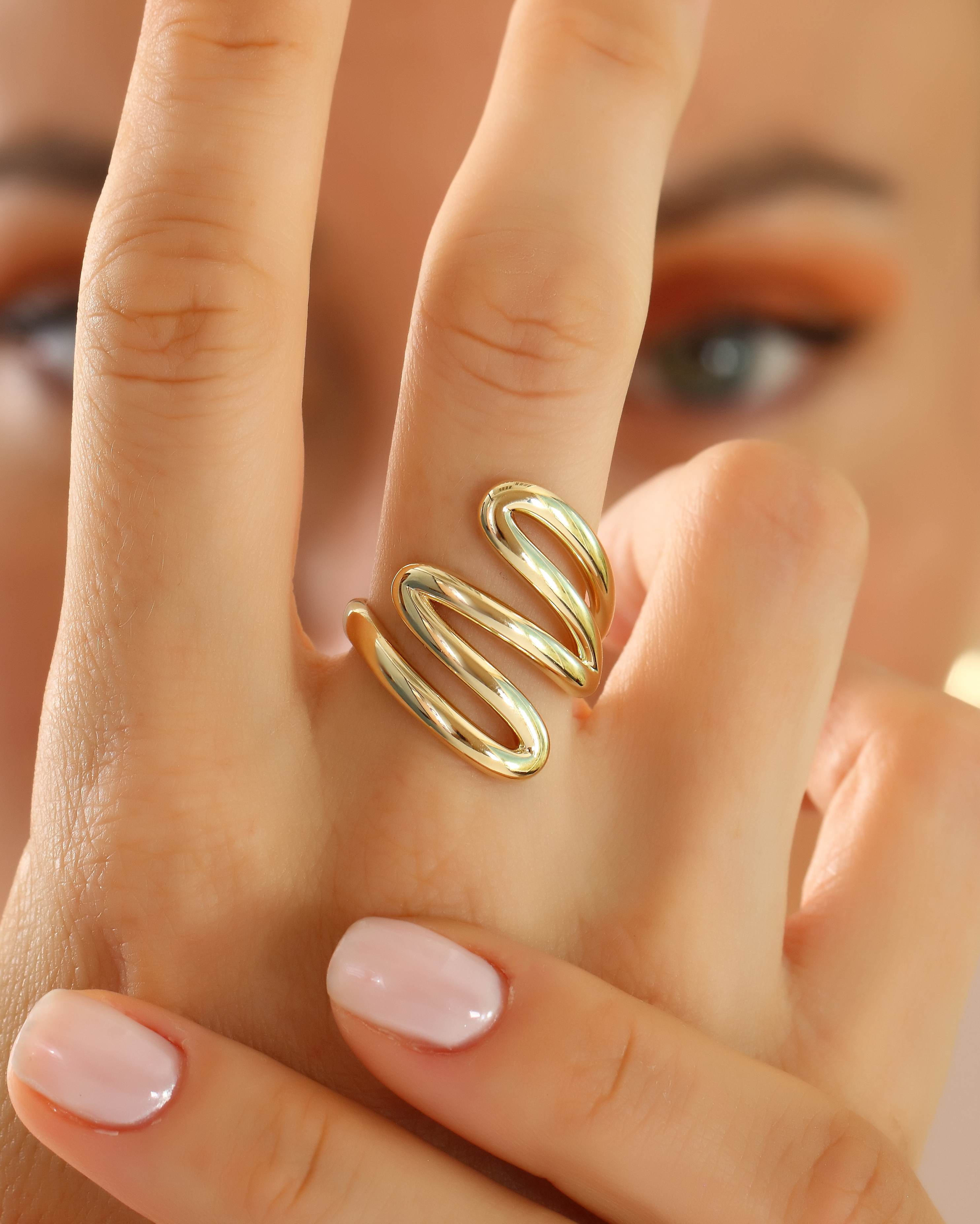 VIECLAT Solid Yellow Gold Spiral Wrap Ring