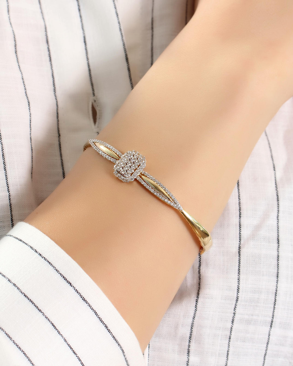 VIECLAT Gold Diamond Cluster Bangle Bracelet Worn
