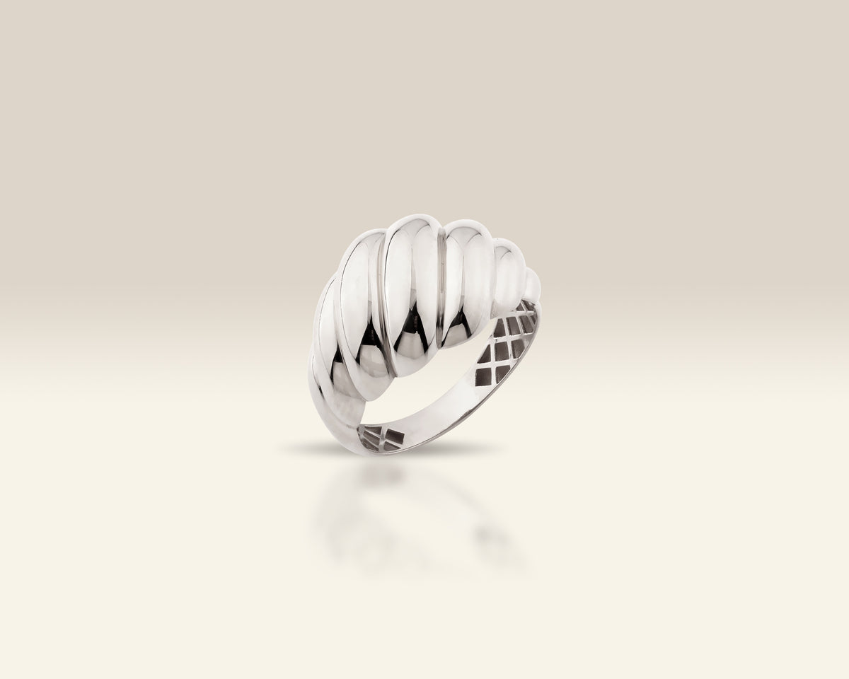 VIECLAT Solid White Gold Croissant Dome Ring