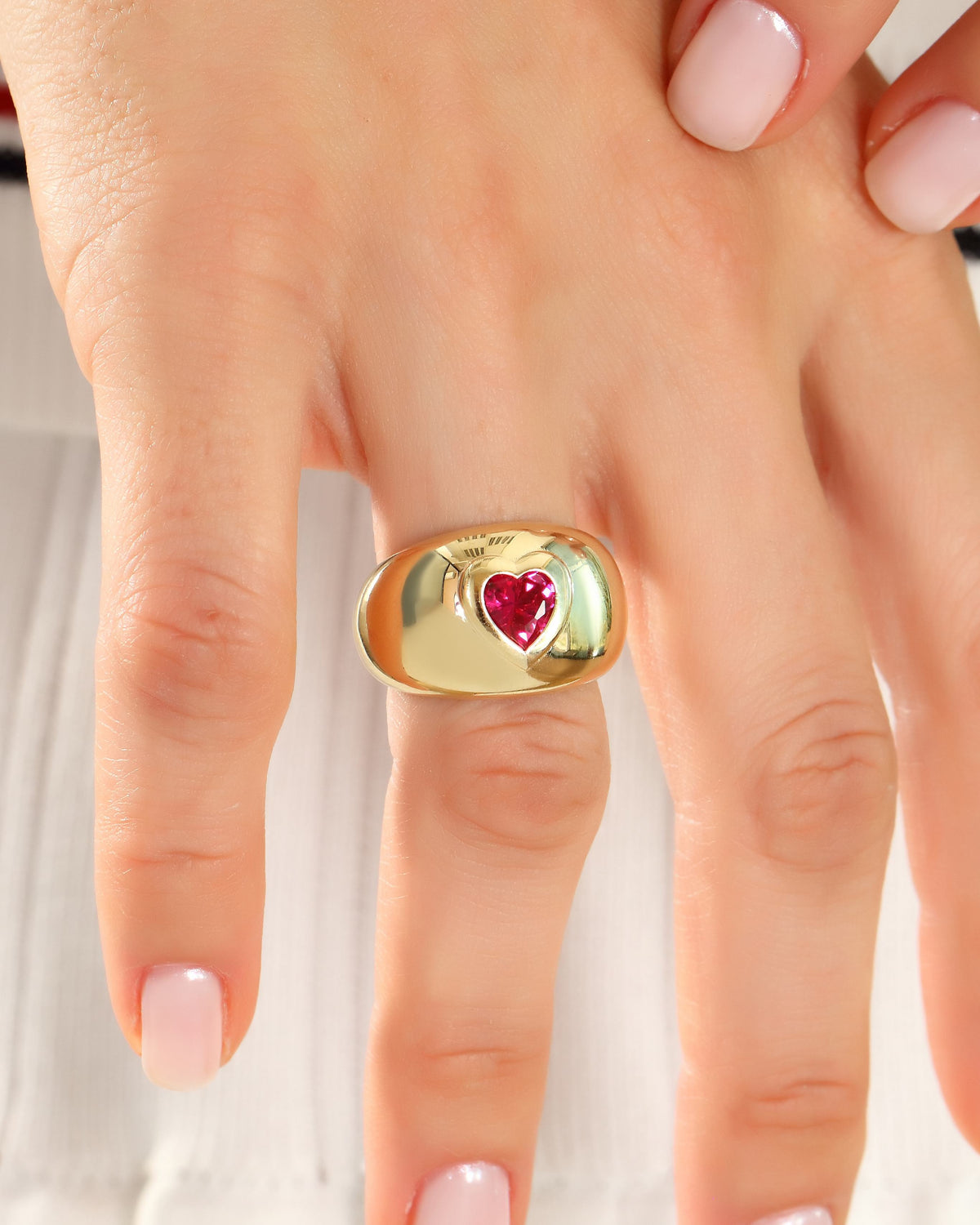 VIECLAT Solid Yellow Gold Ruby Heart Dome Ring