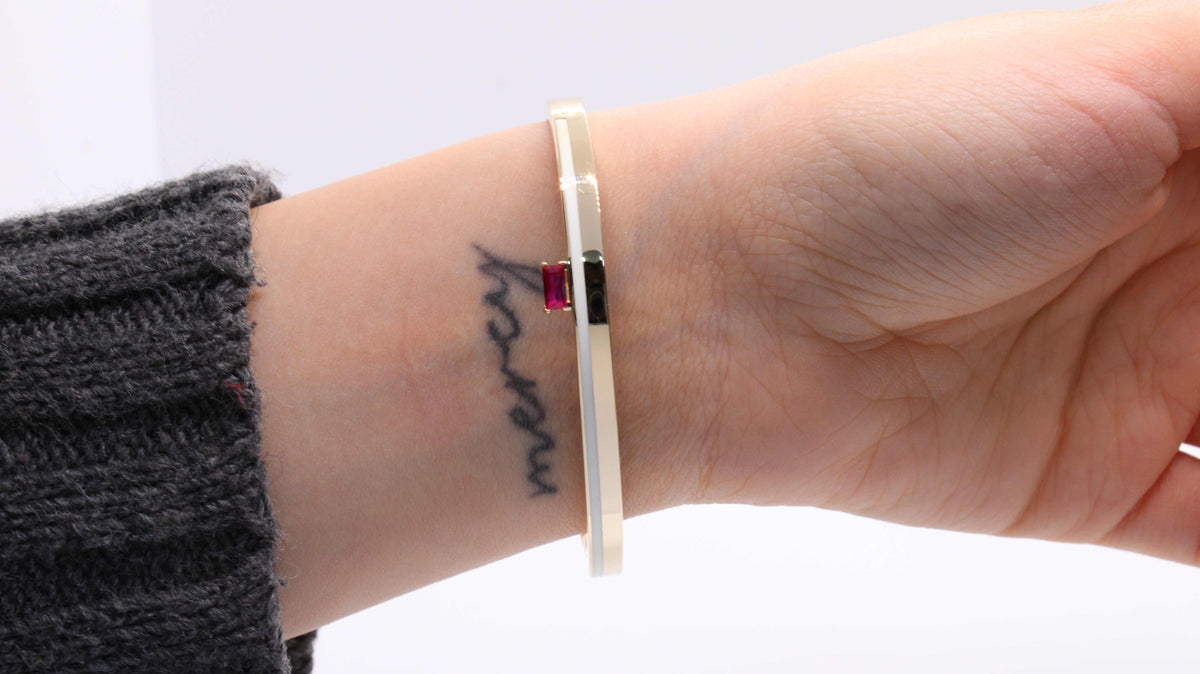 VIECLAT Gold White Enamel Pink Gemstone Bangle