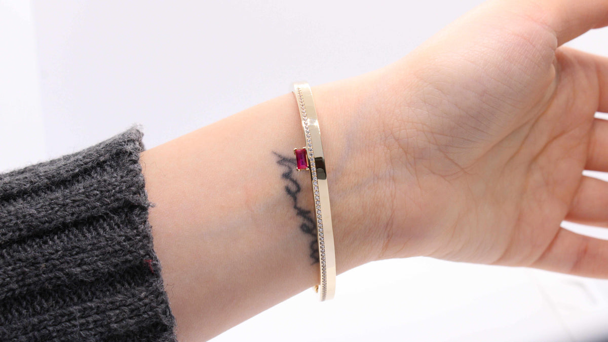 VIECLAT Solid Yellow Gold Ruby Diamond Bangle Bracelet