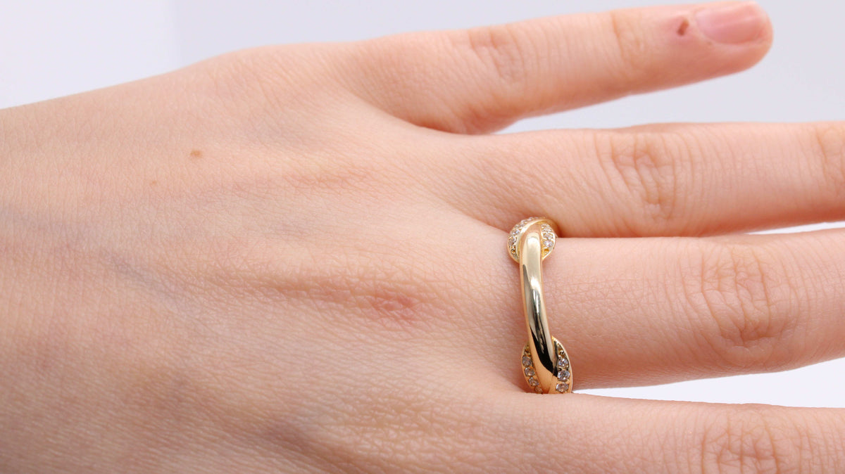 VIECLAT Solid Yellow Gold CZ Twist Ring