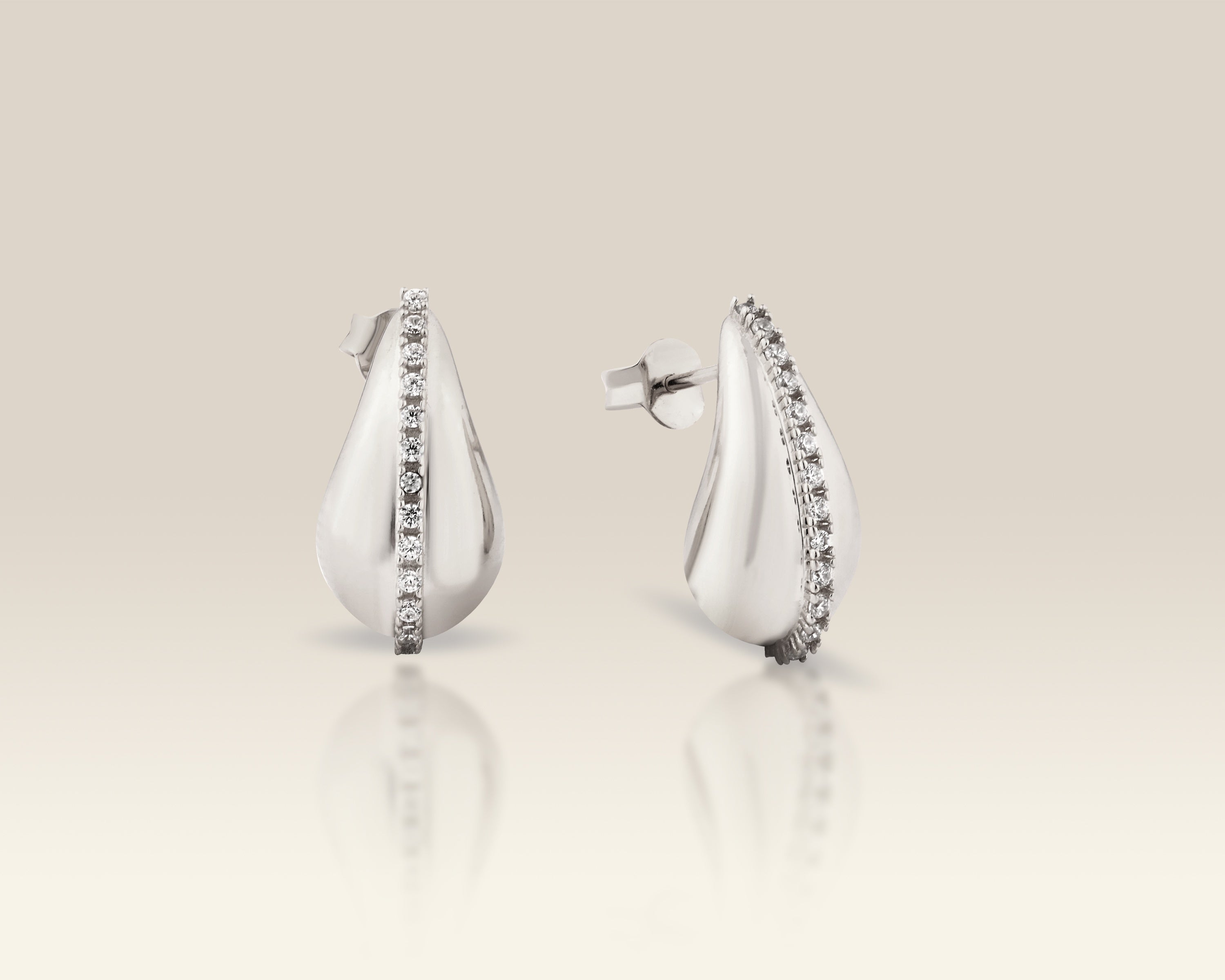 VIECLAT Solid White Gold CZ Teardrop Stud Earrings