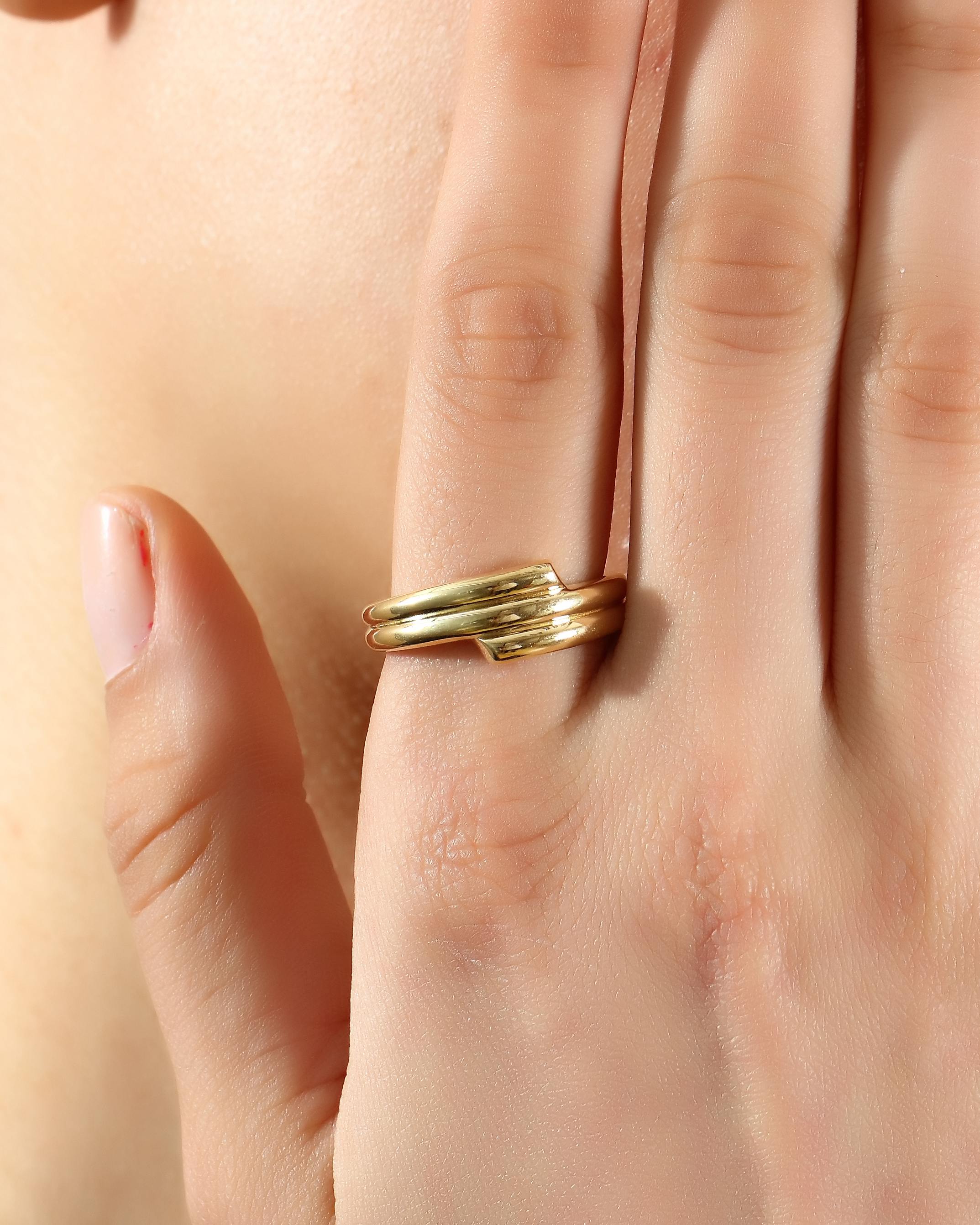 VIECLAT Solid Yellow Gold Bypass Wrap Ring Finger Closeup