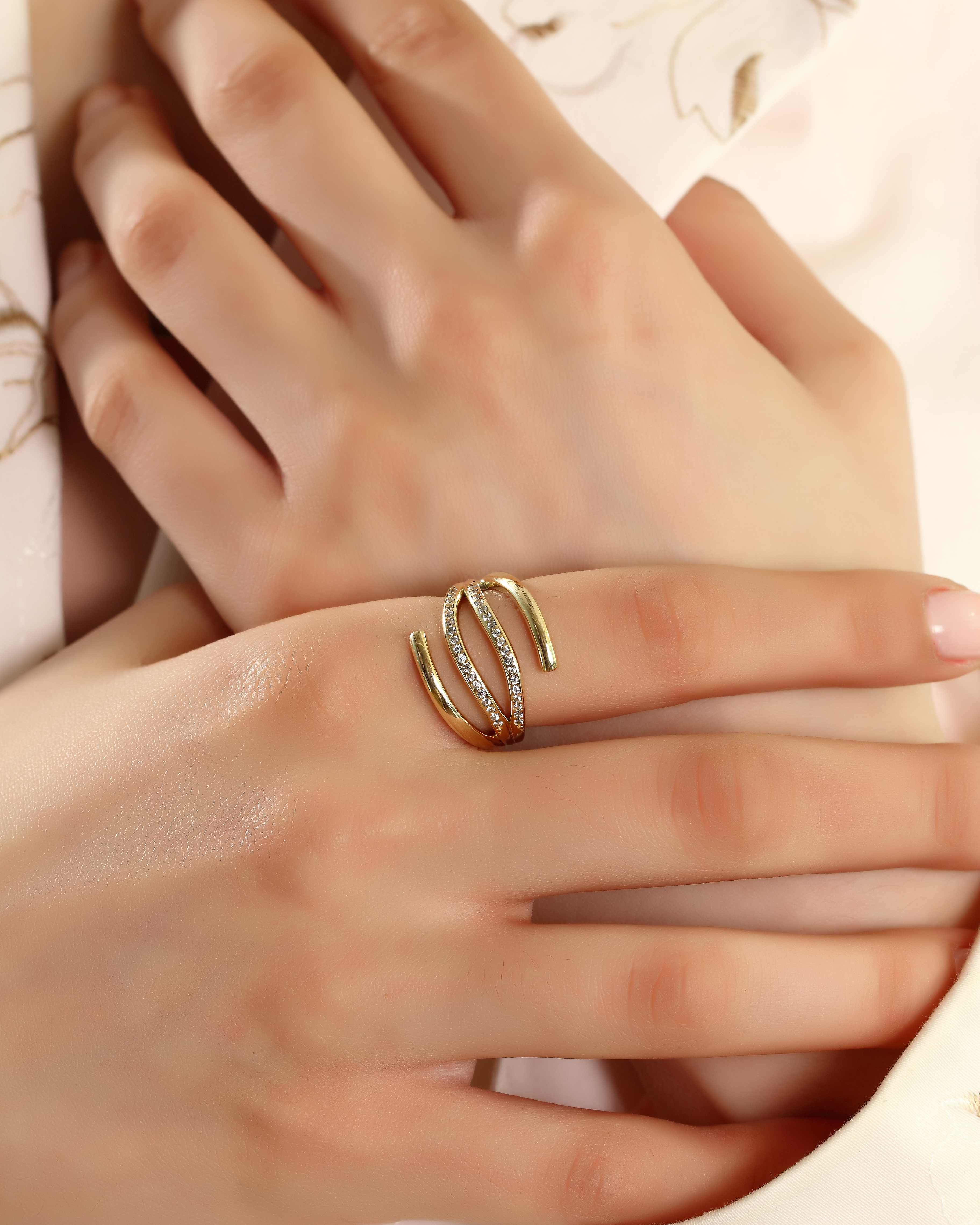 VIECLAT Solid Yellow Gold Pavé Wrap Spiral Ring