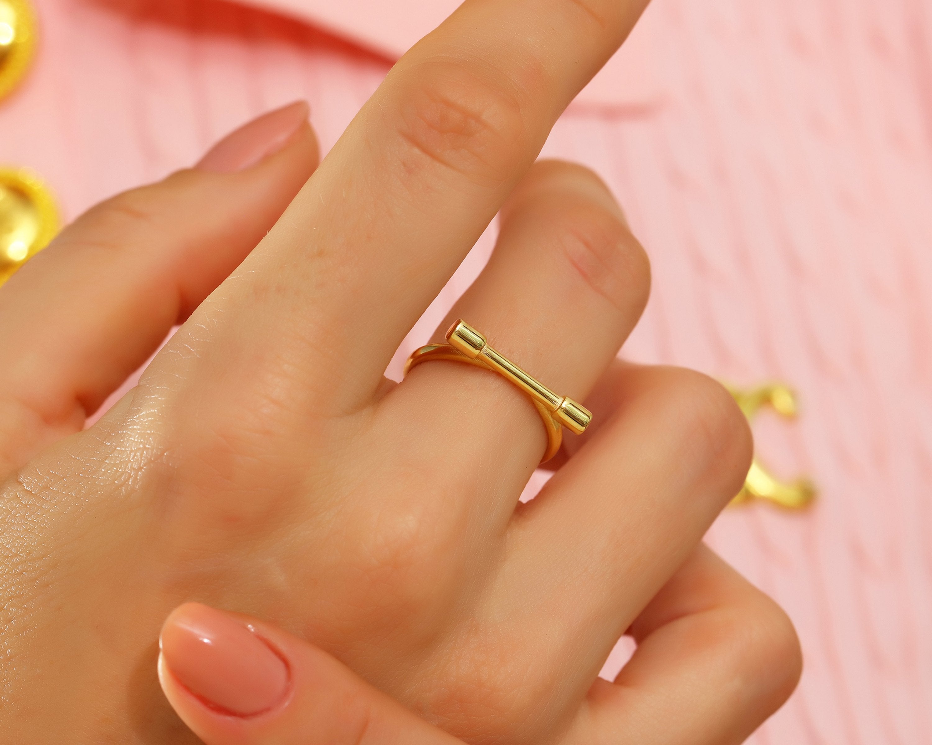 VIECLAT Solid Yellow Gold Horizontal Bar Ring