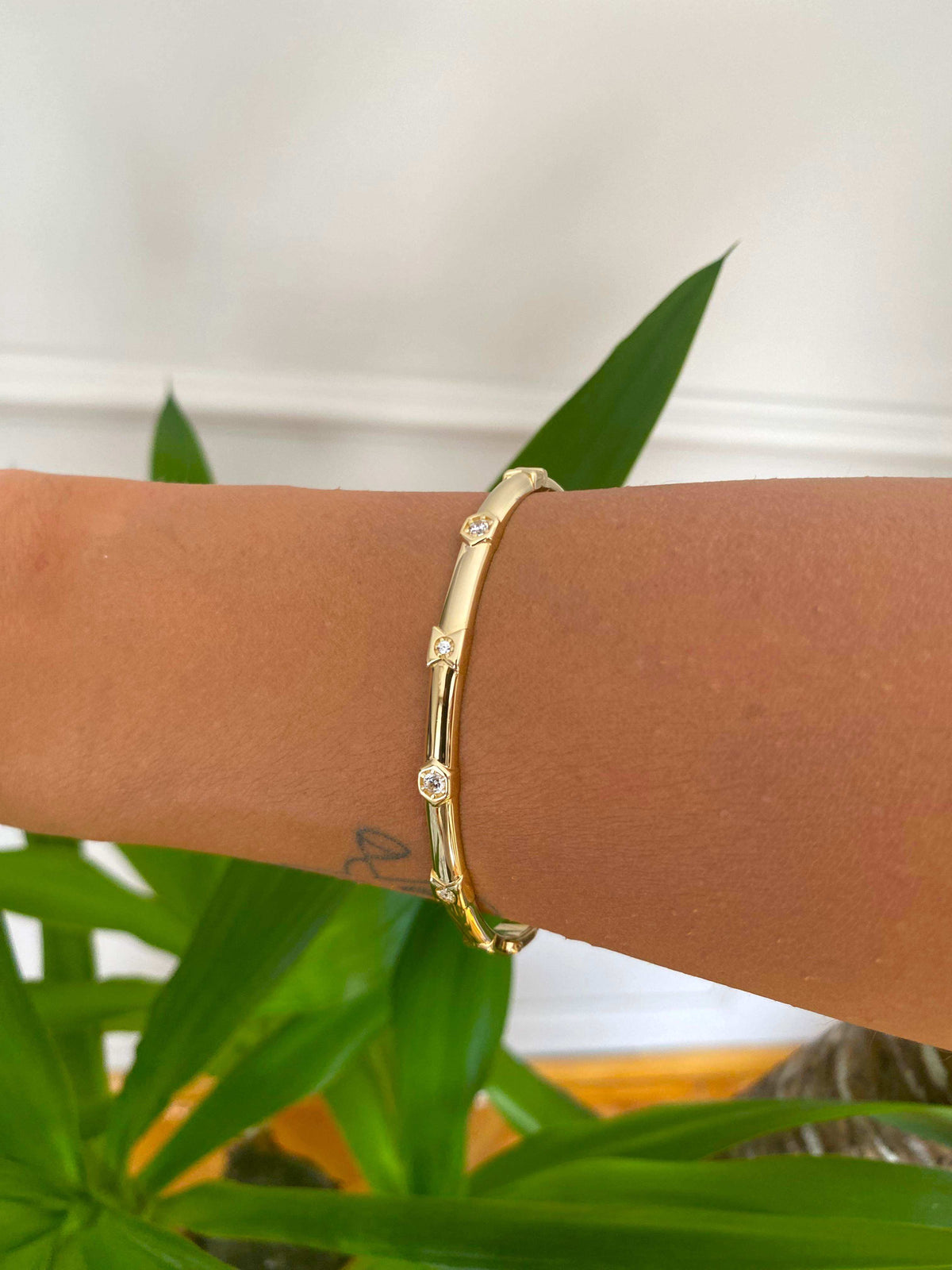 VIECLAT solid gold Celestia Bangle
