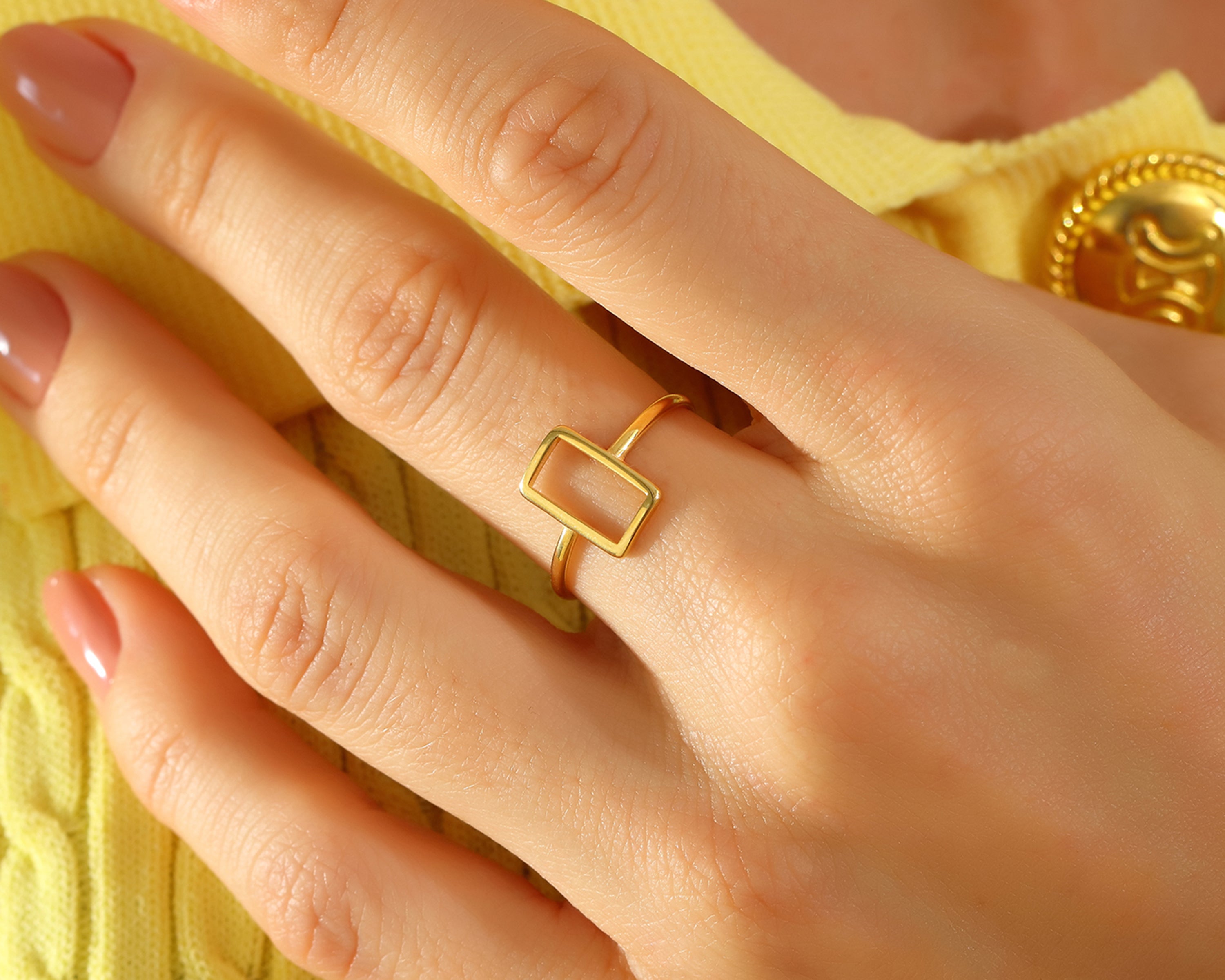 Open Rectangle Ring