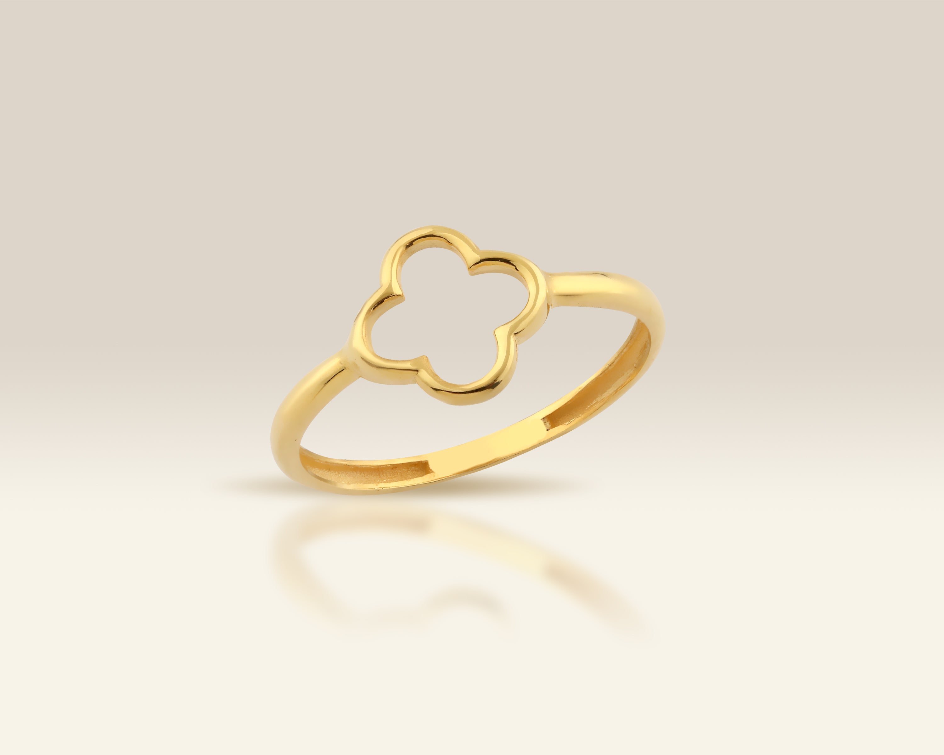 Delicate Clover Gold Ring