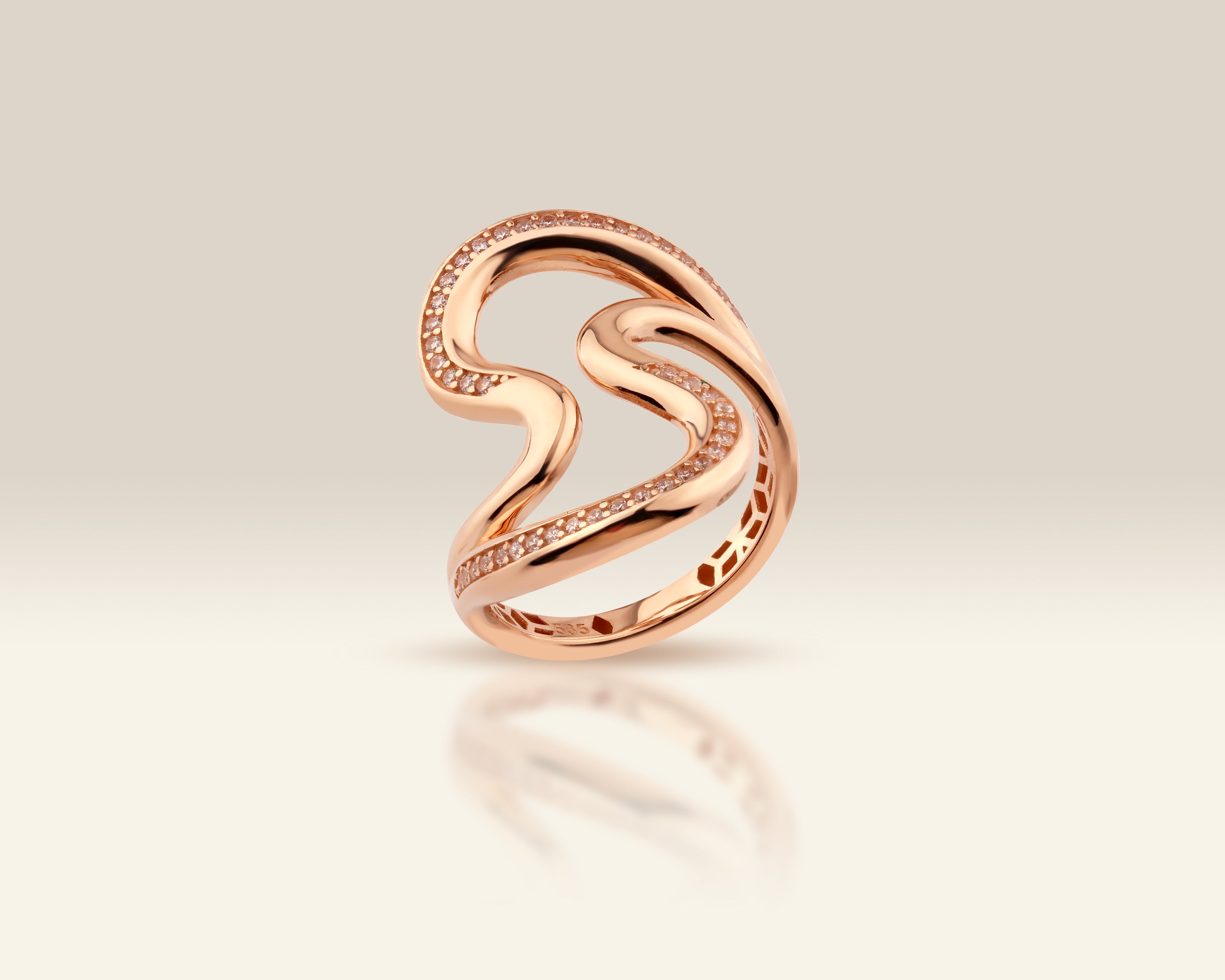 Solid Gold Dainty Wavy Ring – Pave Diamond Stacking Ring for Women | 10K 14K 18K