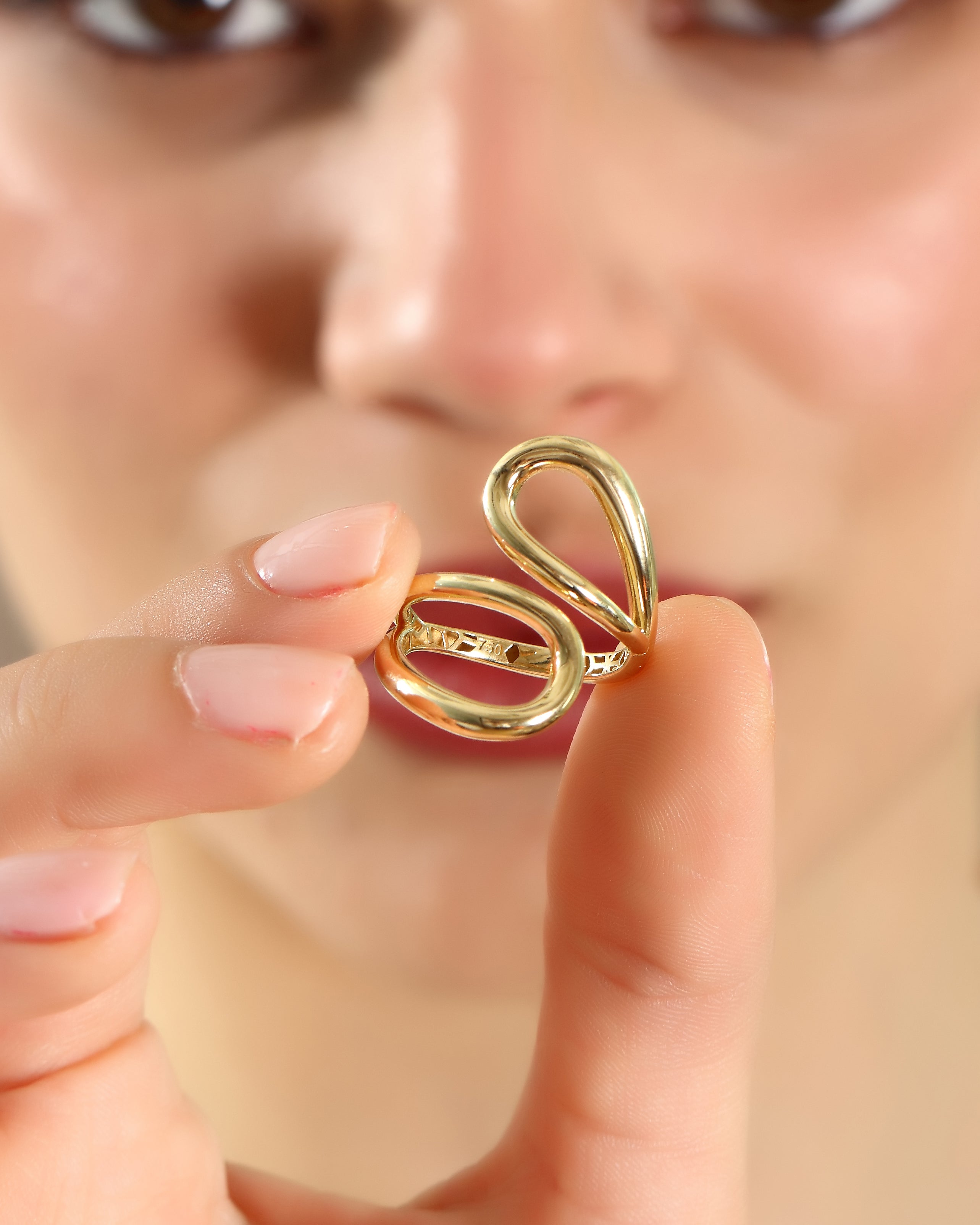 Solid Gold Double Loop Swirl Ring – Open Flowing Stacking Ring | 10K 14K 18K