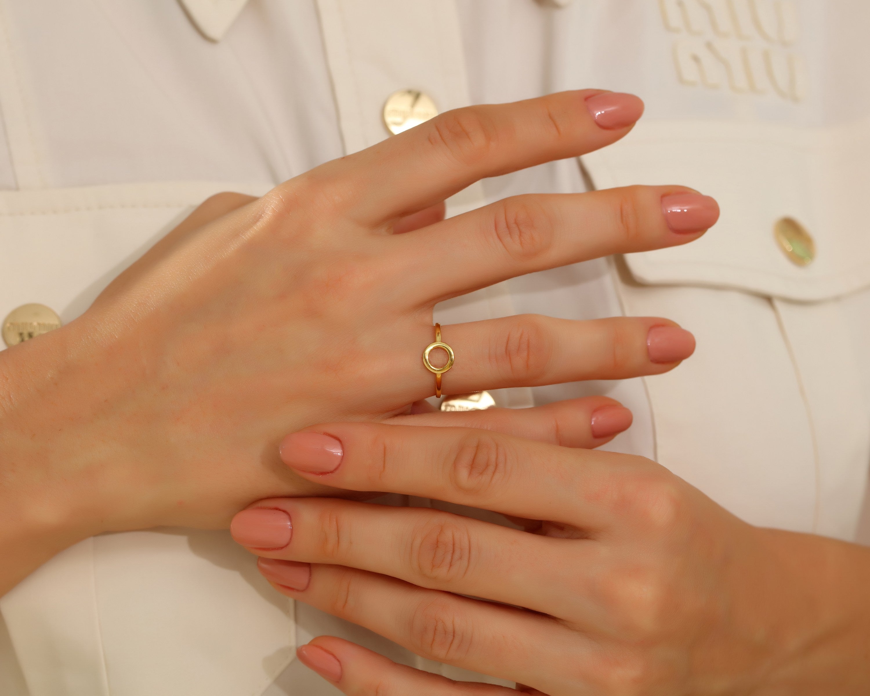 VIECLAT Solid Yellow Gold Open Circle Minimalist Ring
