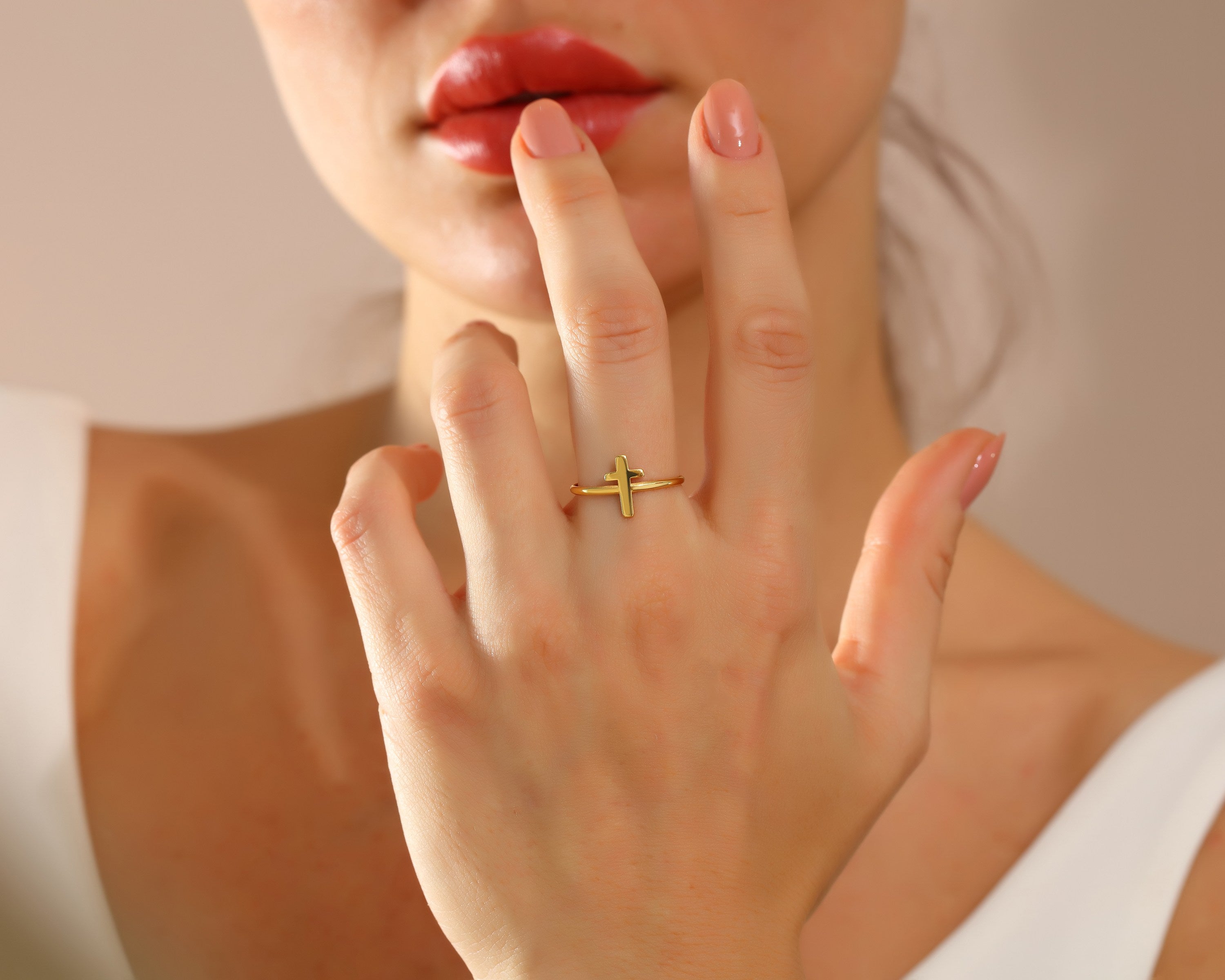 VIECLAT Solid Yellow Gold Cross Band Ring