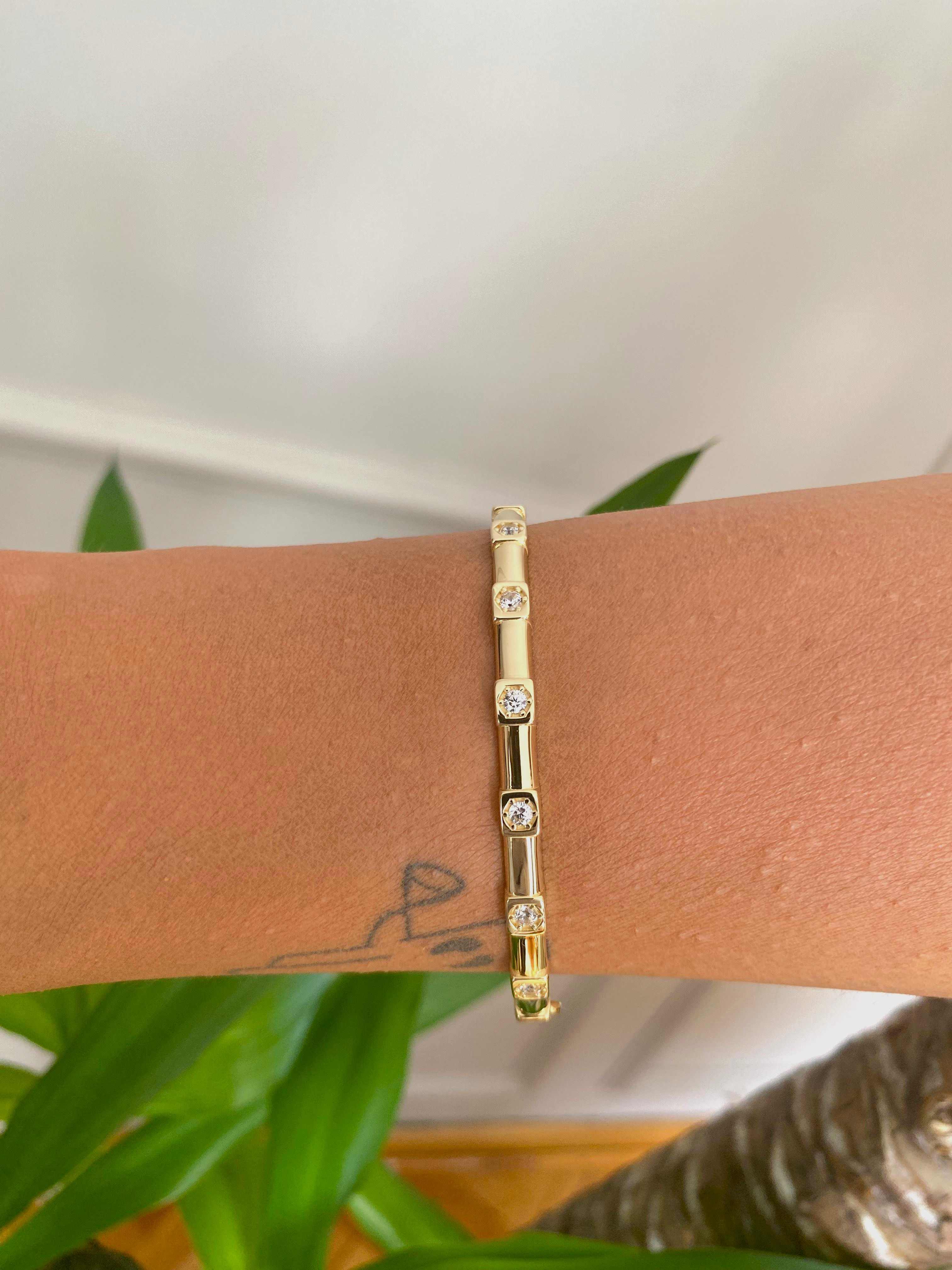 VIECLAT Solid Yellow Gold Diamond Bangle Bracelet