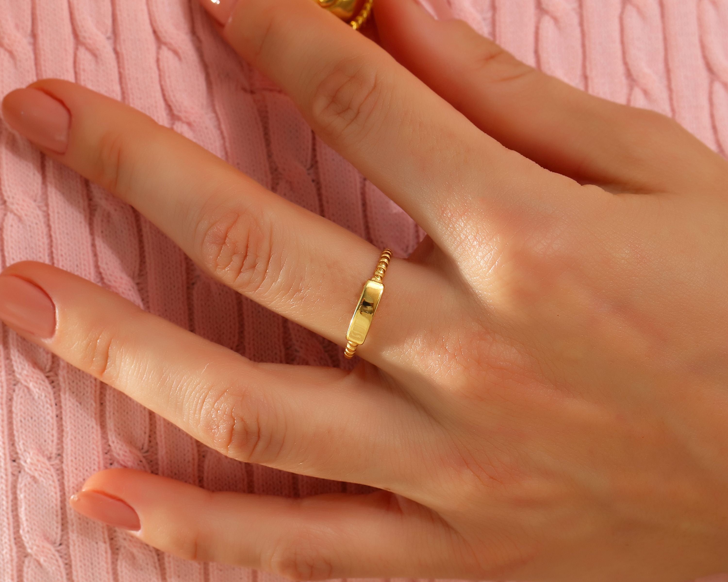 VIECLAT Gold Bar Twisted Band Ring
