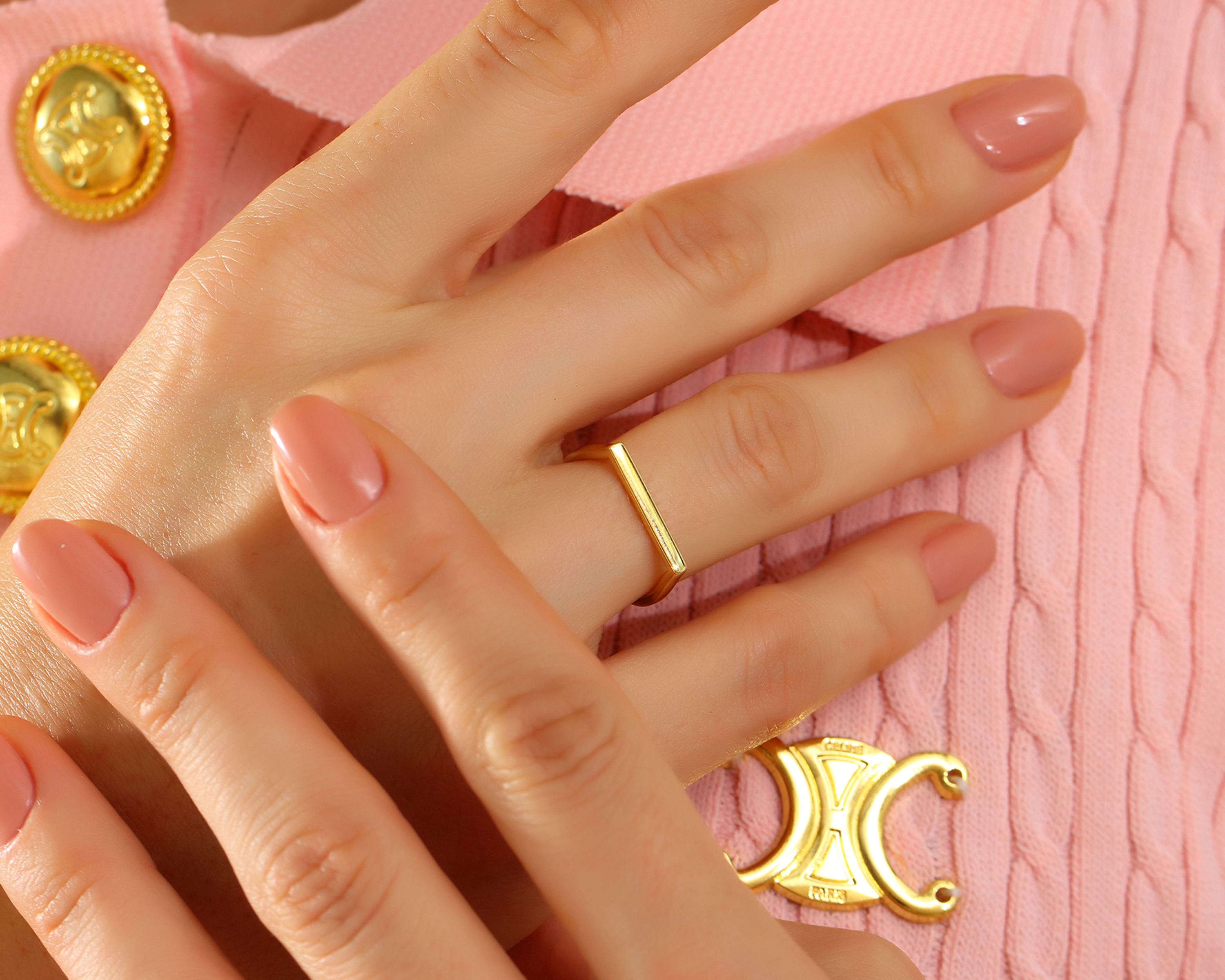 VIECLAT Gold Flat Bar Stacking Ring