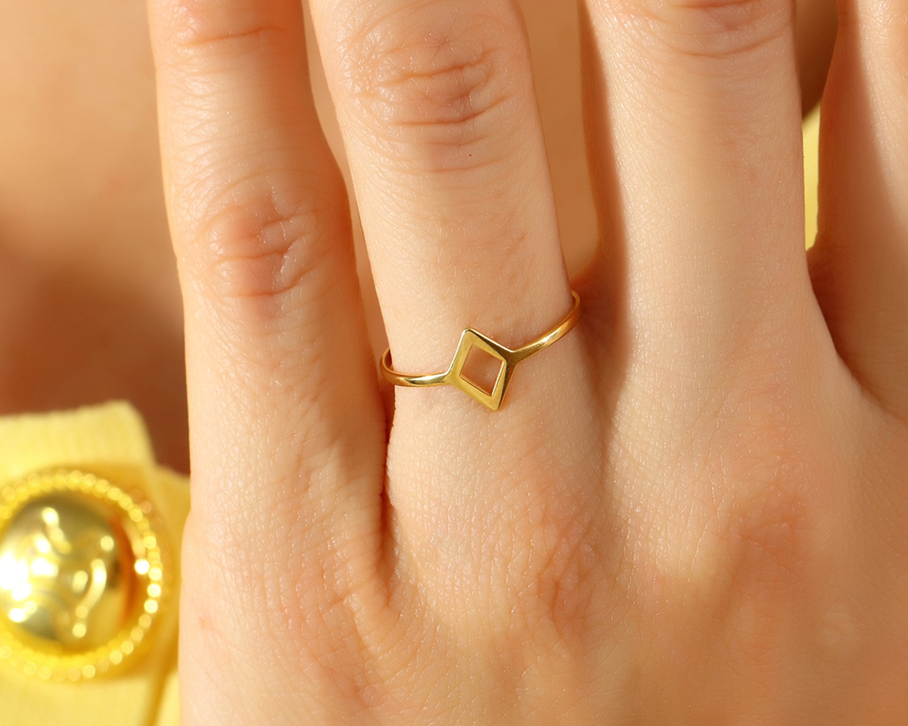 VIECLAT Gold Open Diamond Shape Ring