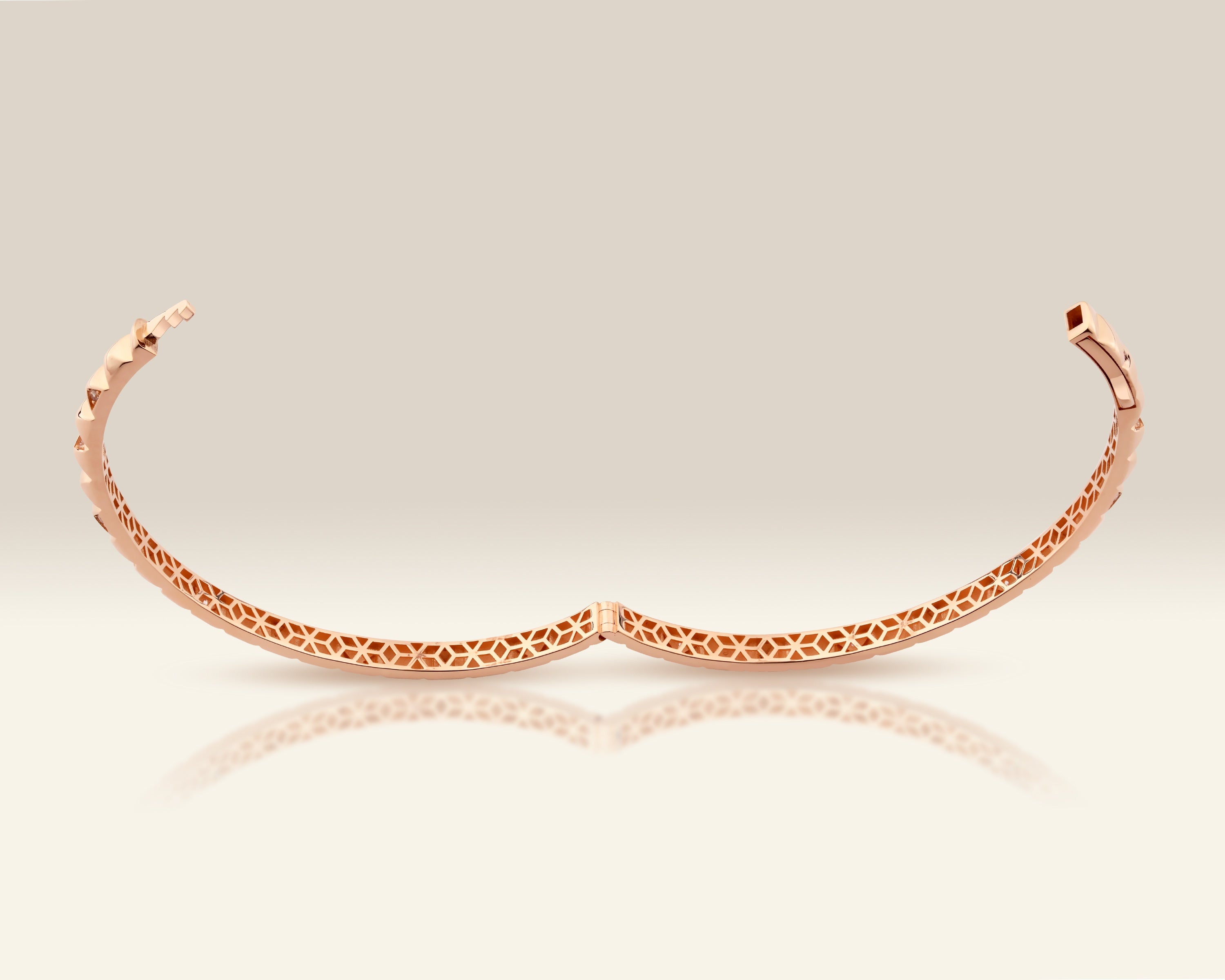 VIECLAT Solid Rose Gold Pyramid Spike Diamond Bangle