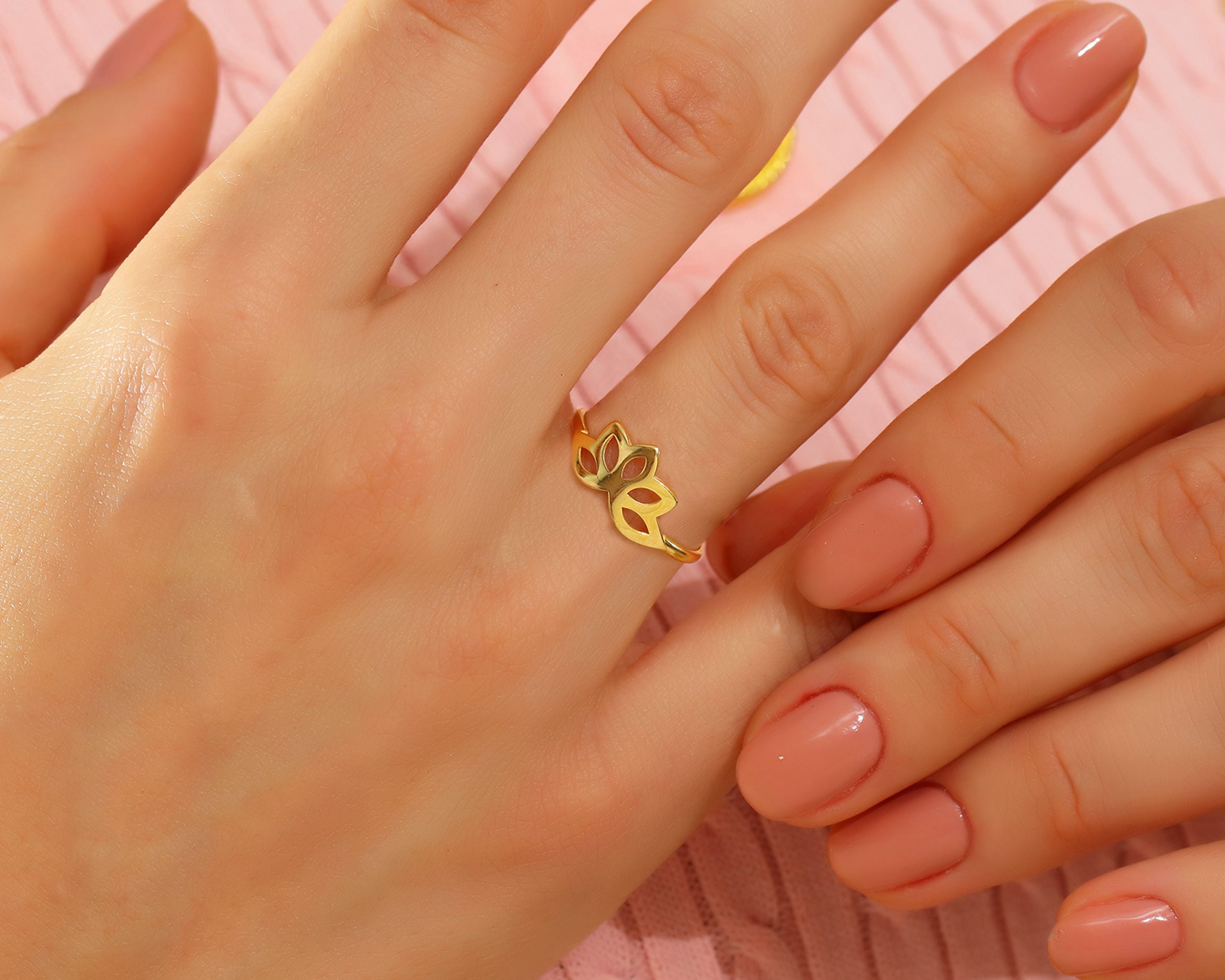 VIECLAT Gold Lotus Flower Ring On Hand