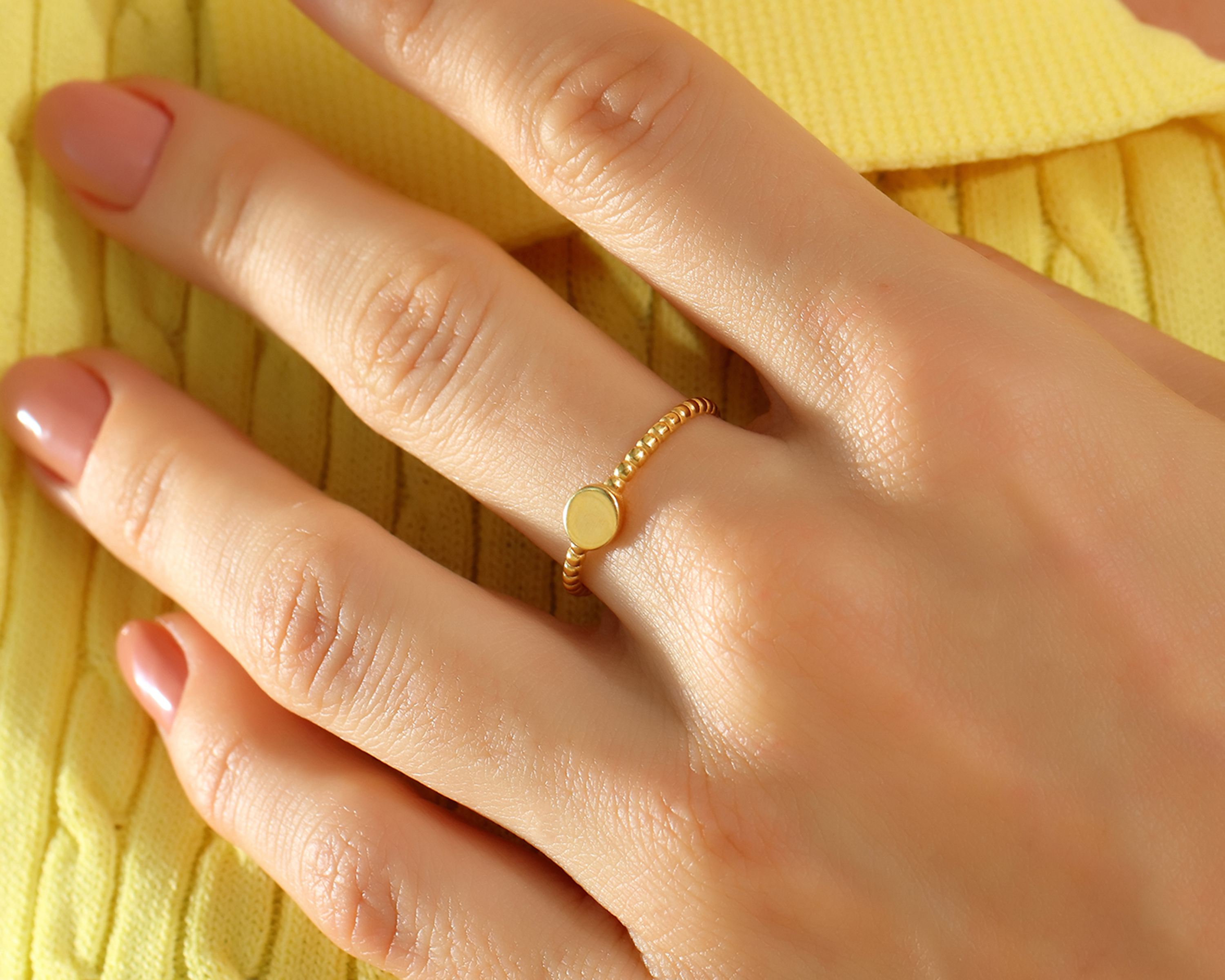 VIECLAT Gold Beaded Band Oval Signet Ring