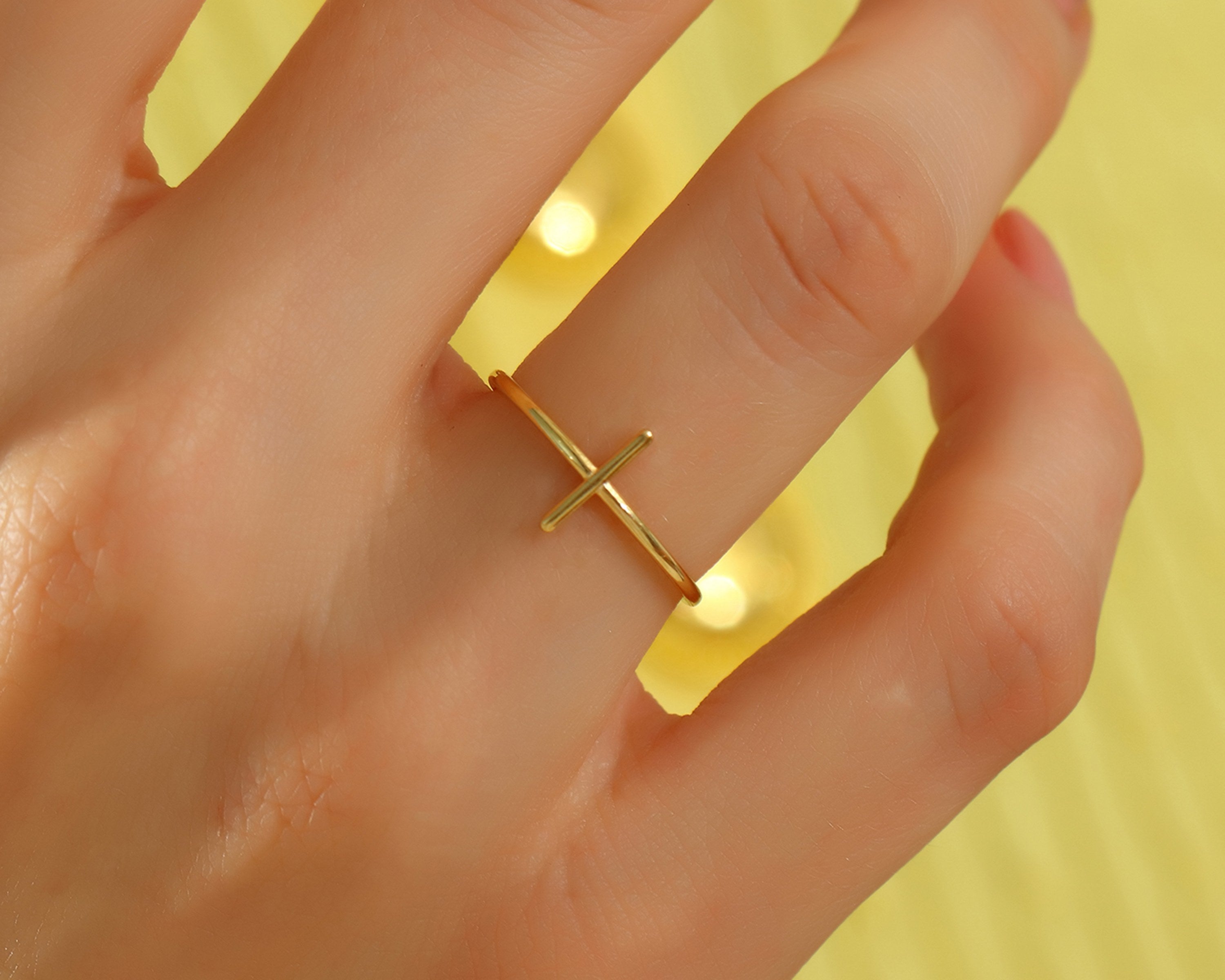 VIECLAT Gold Sideways Cross Bar Ring