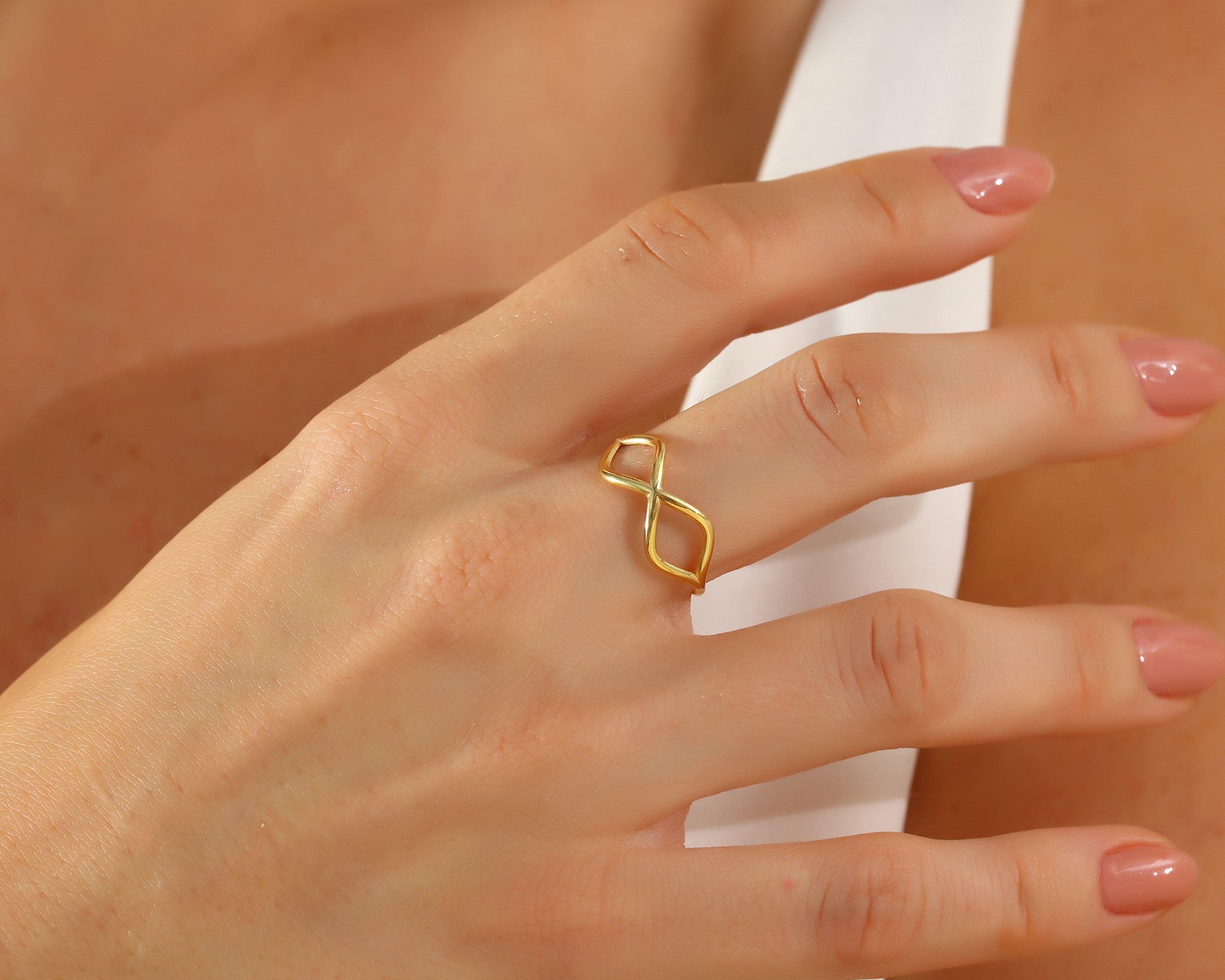 VIECLAT Gold Open Geometric Infinity Ring
