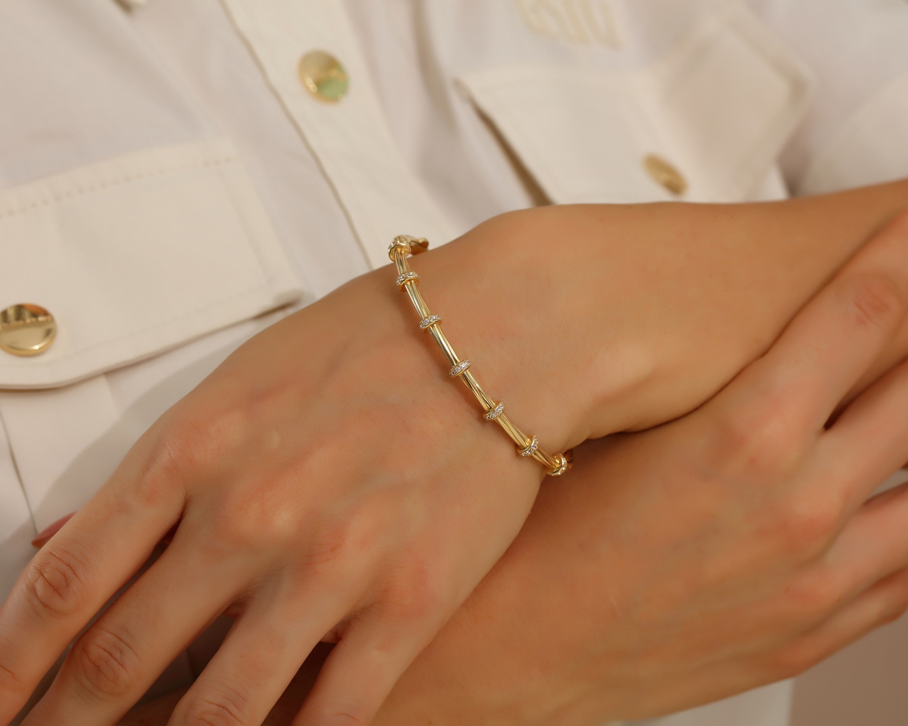 VIECLAT Solid Yellow Gold Diamond Station Bangle Bracelet