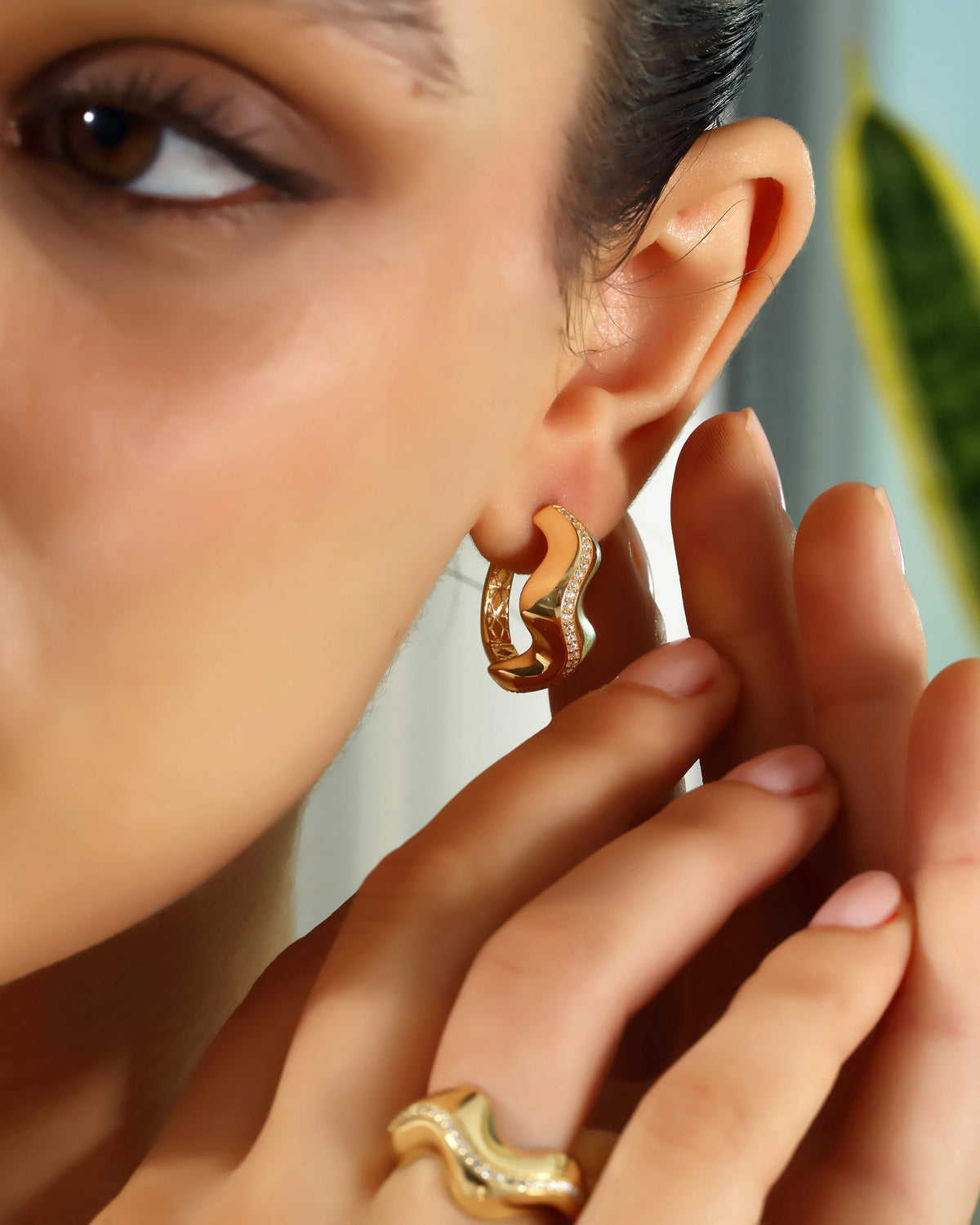 VIECLAT Solid Yellow Gold Diamond Wave Hoop Earrings